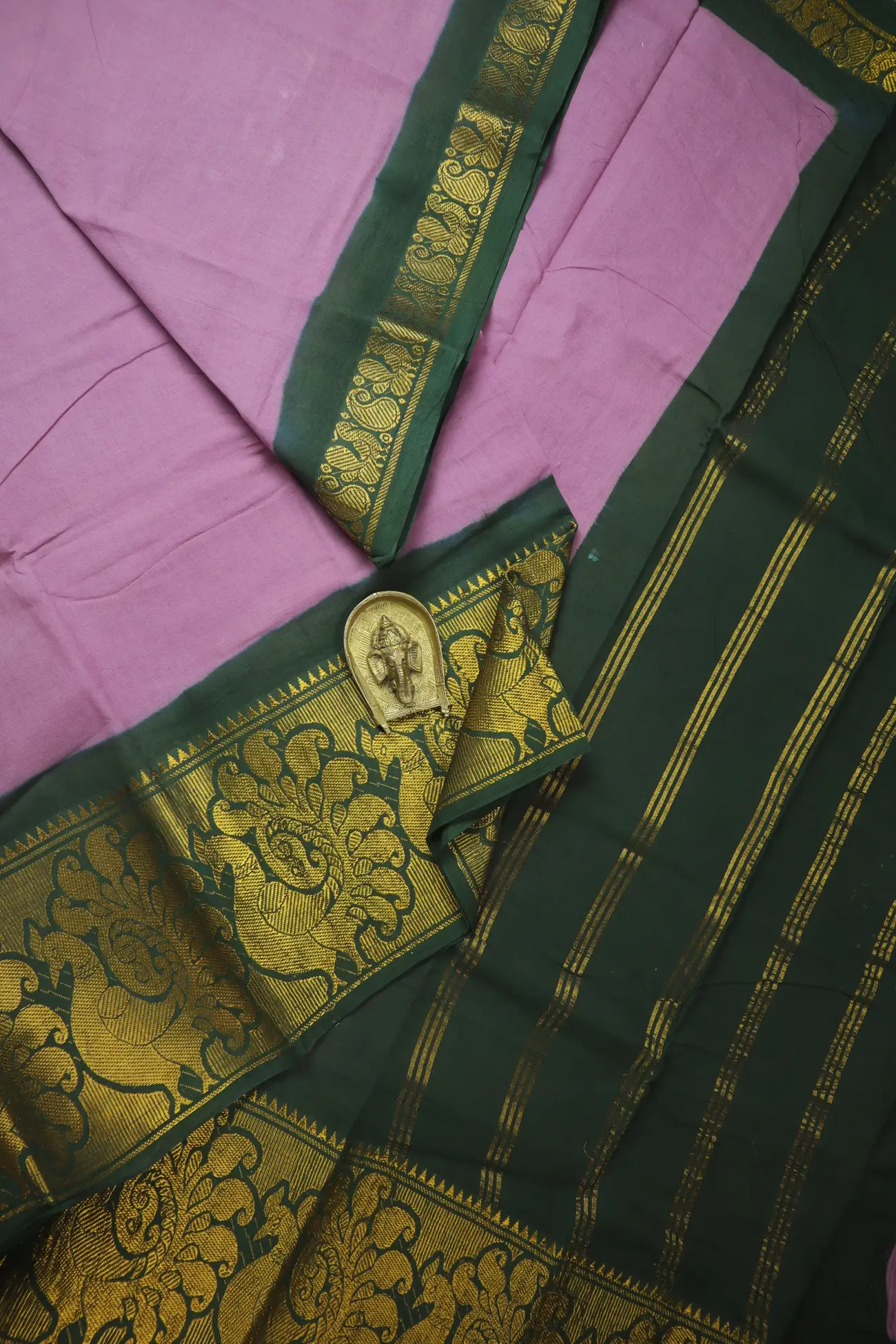 rosy-brown-peacock-madurai-sungudi-saree-ss006589-a
