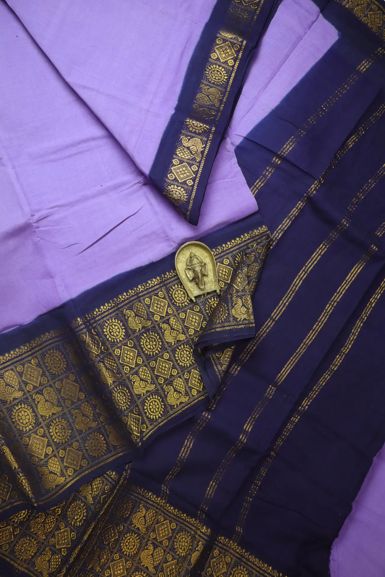 medium-purple-peacock-ruthratcham-madurai-sungudi-saree-ss006592-a