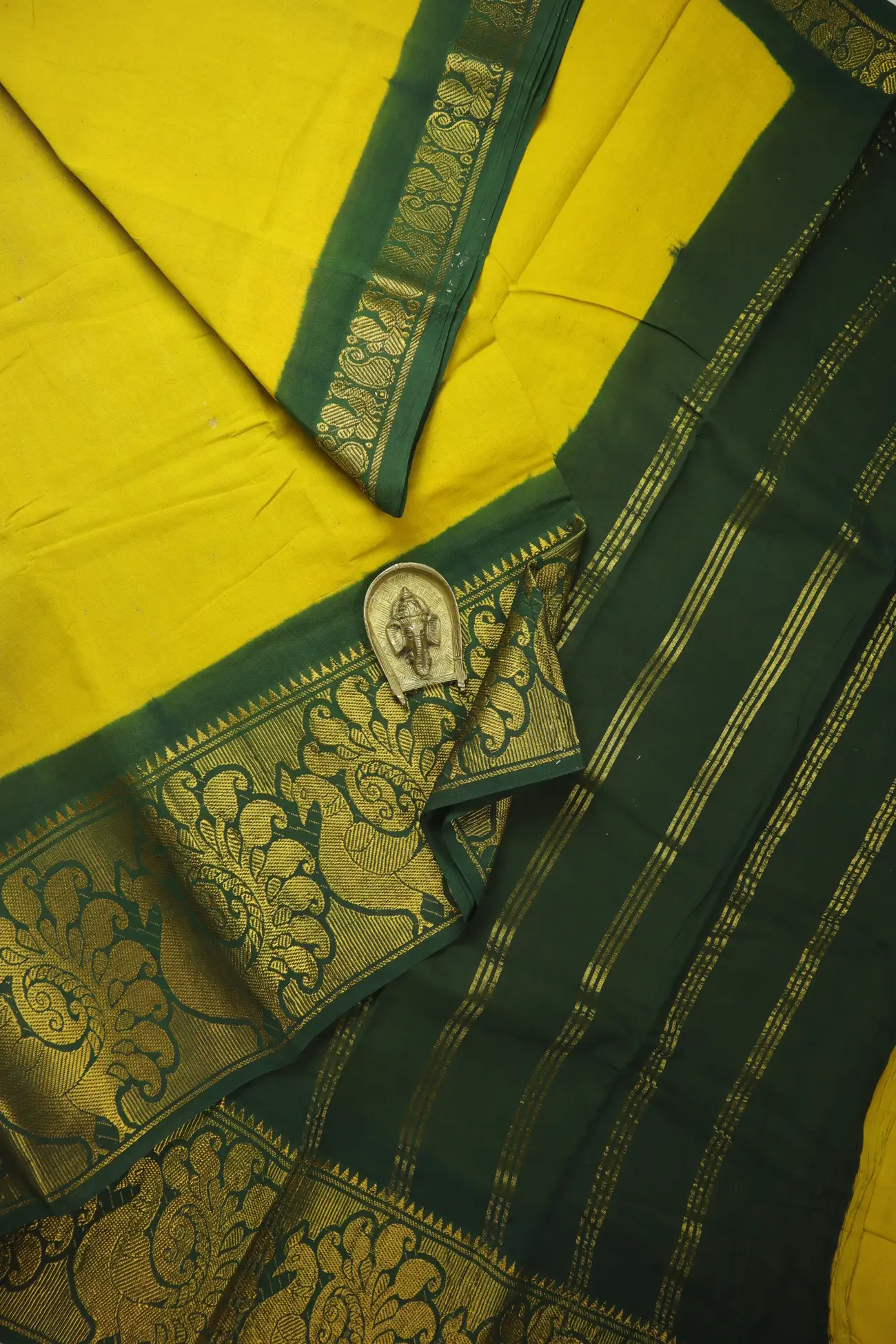 goldenrod-peacock-madurai-sungudi-saree-ss006594-a