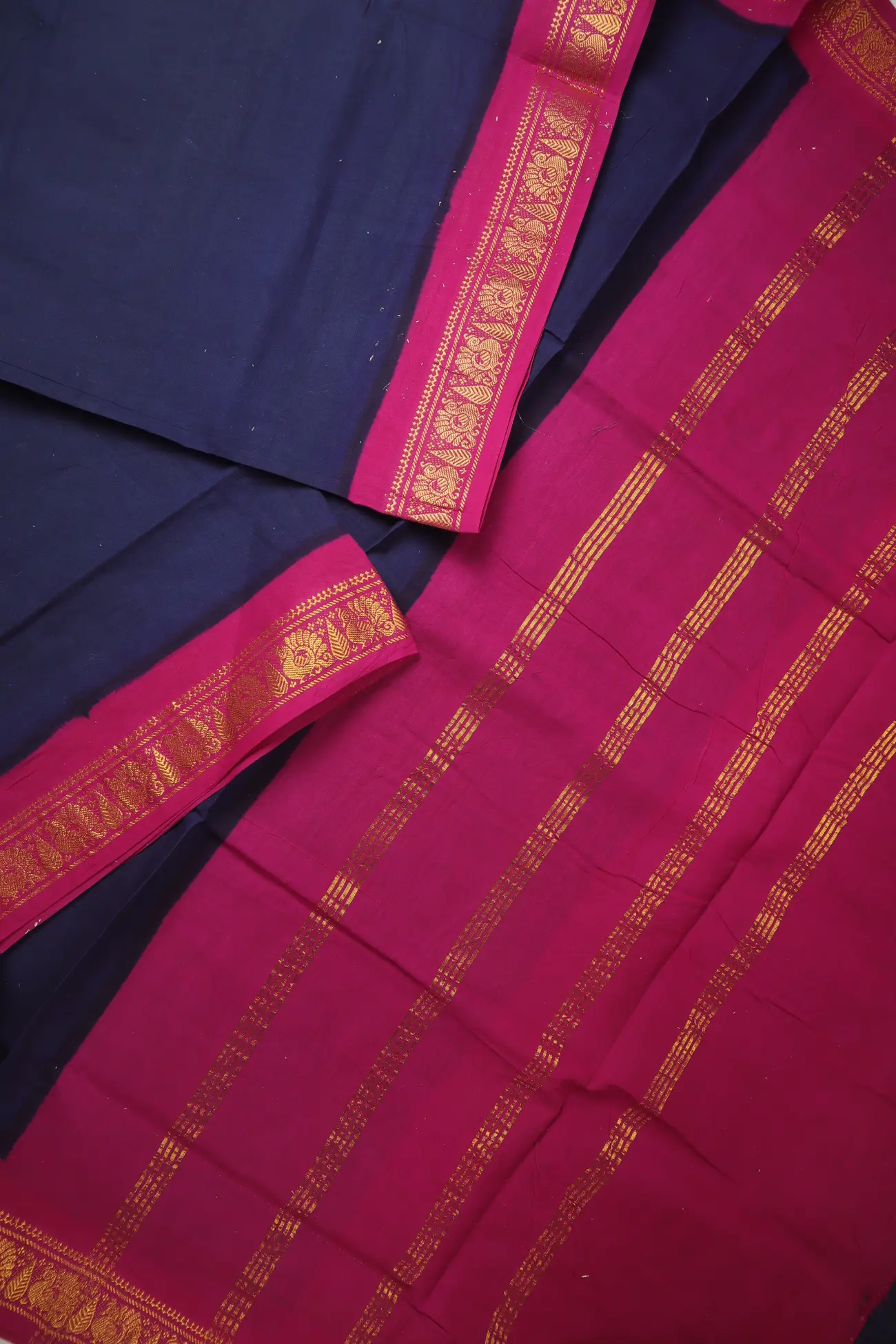 navy-peacock-madurai-sungudi-saree-ss006552-b