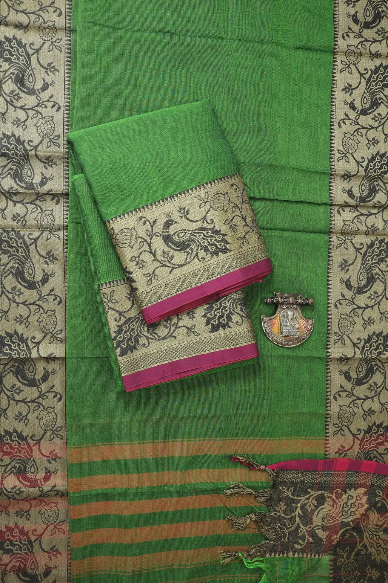 green-peacock-narayanpet-dress-material-nc000162-a