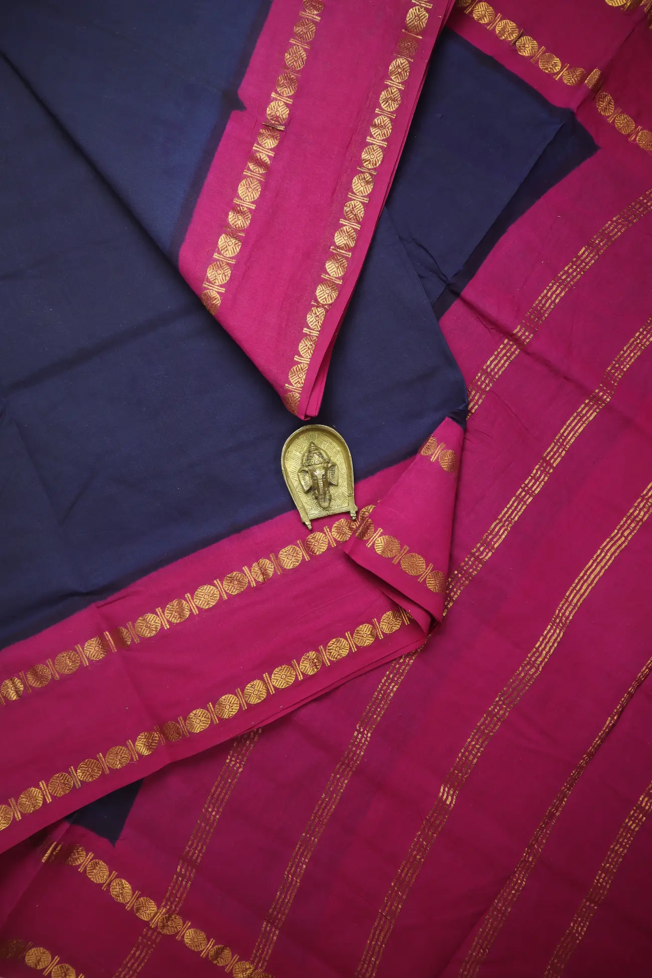 navy-ruthratcham-rettai-pettu-madisar-saree-ny000956-a