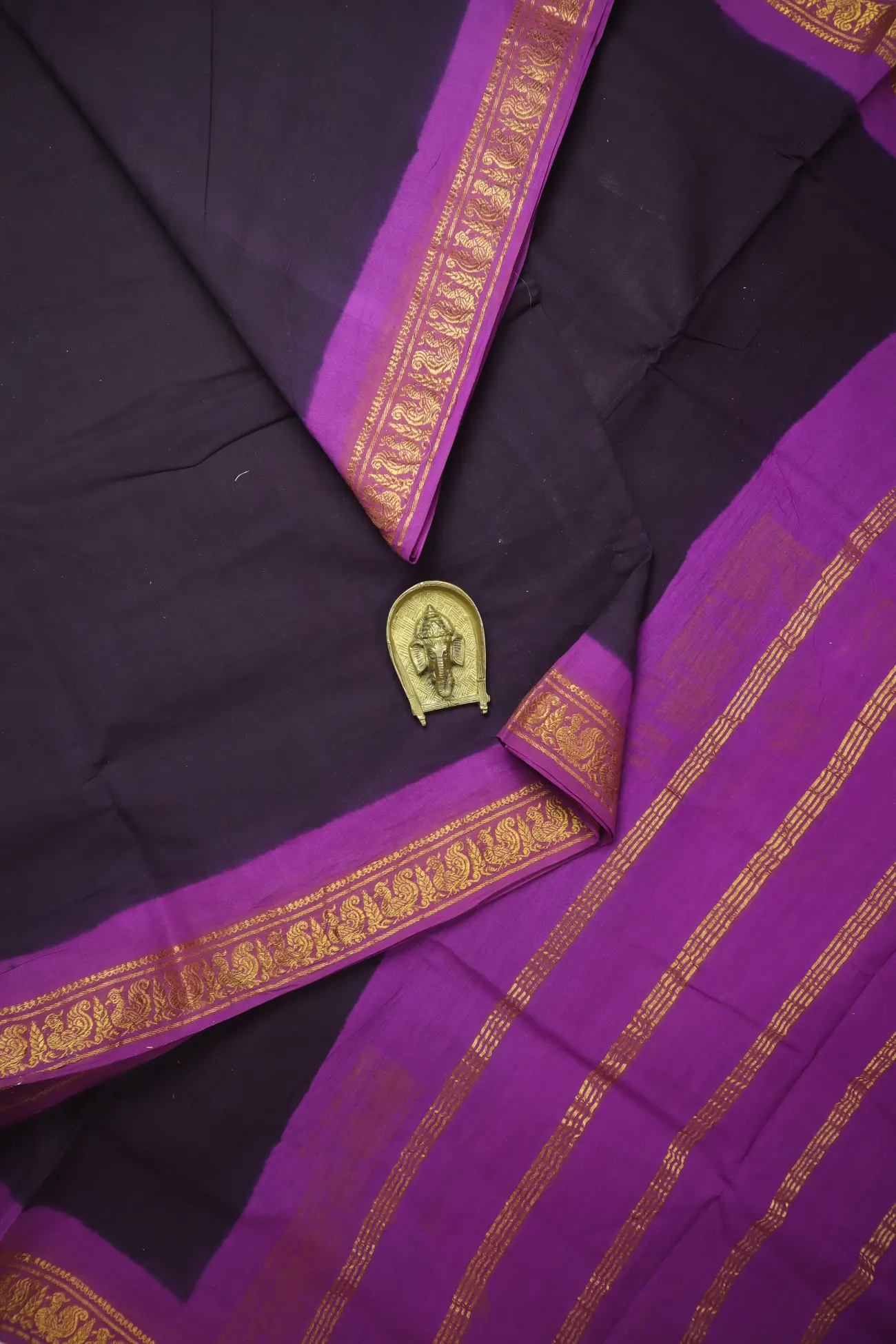dark-magenta-peacock-madisar-saree-ny000969-a