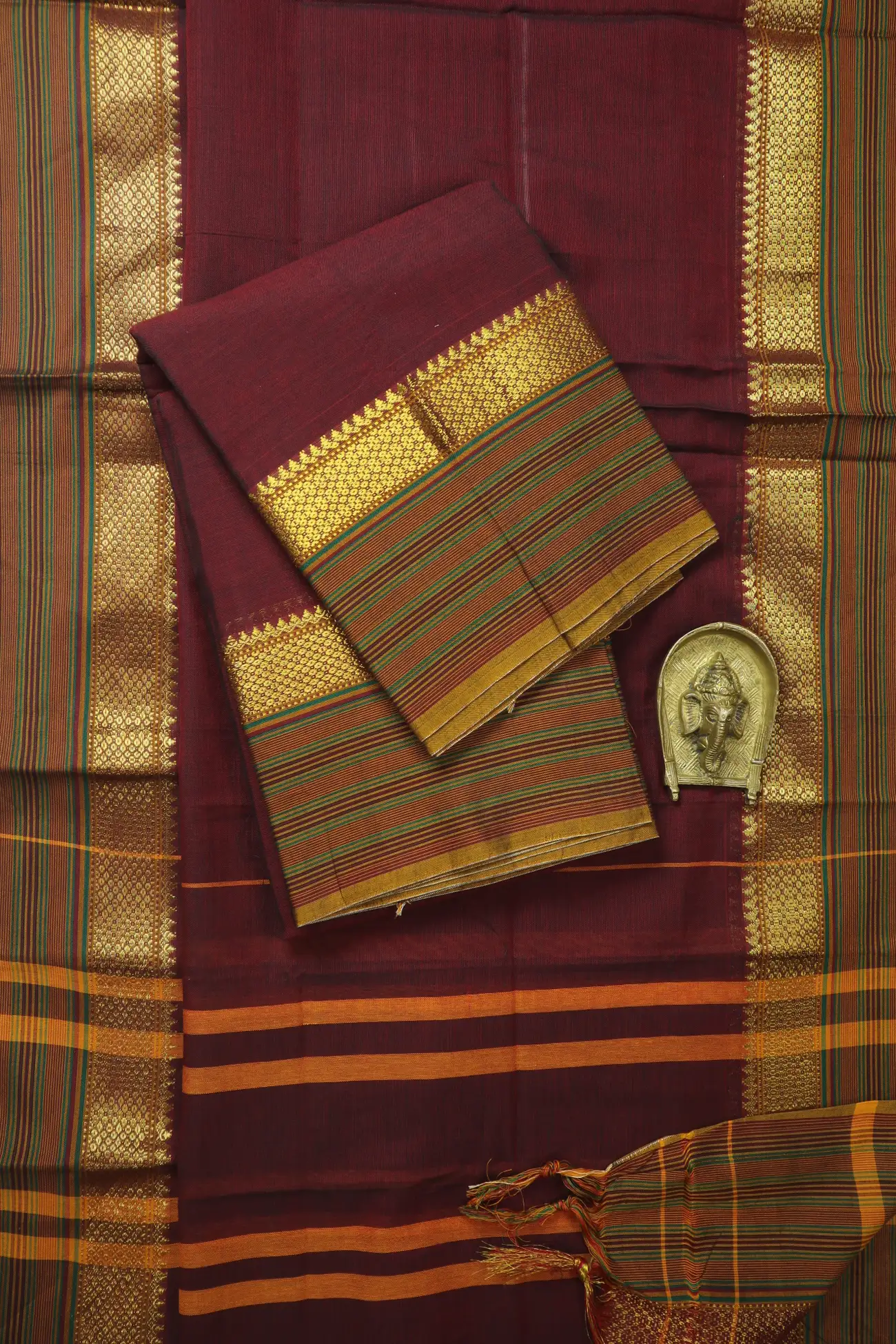maroon-mayil-kan-narayanpet-dress-material-nc000155-a