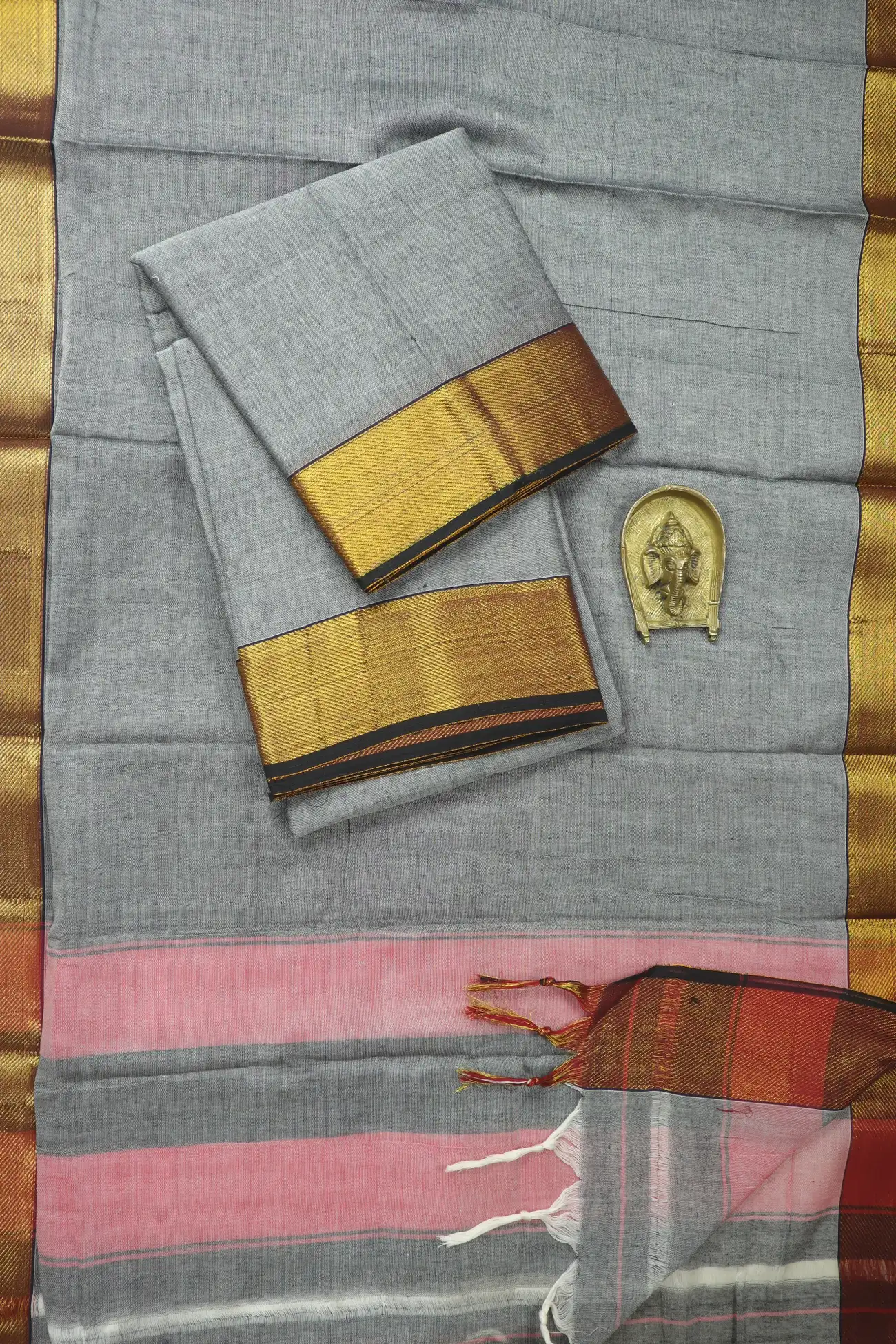 gray-bavanji-border-narayanpet-dress-material-nc000145-a