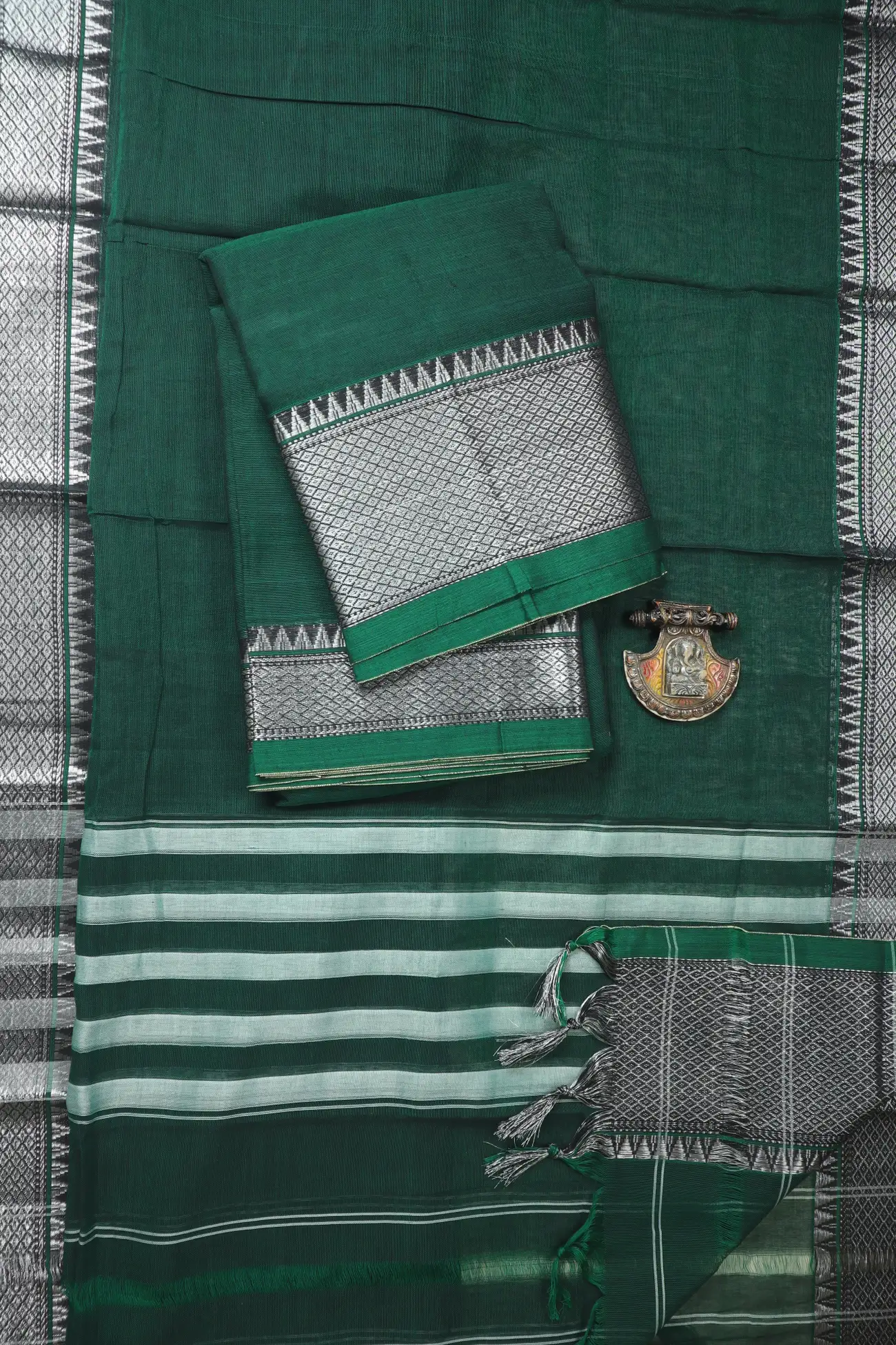 dark-green-mayil-kan-narayanpet-dress-material-nc000173-a