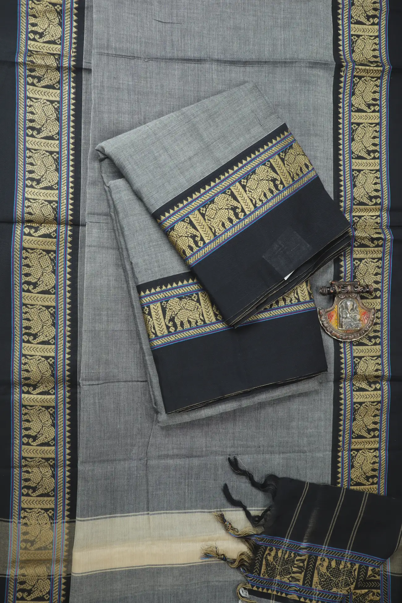 gray-elephant-narayanpet-dress-material-nc000097-a
