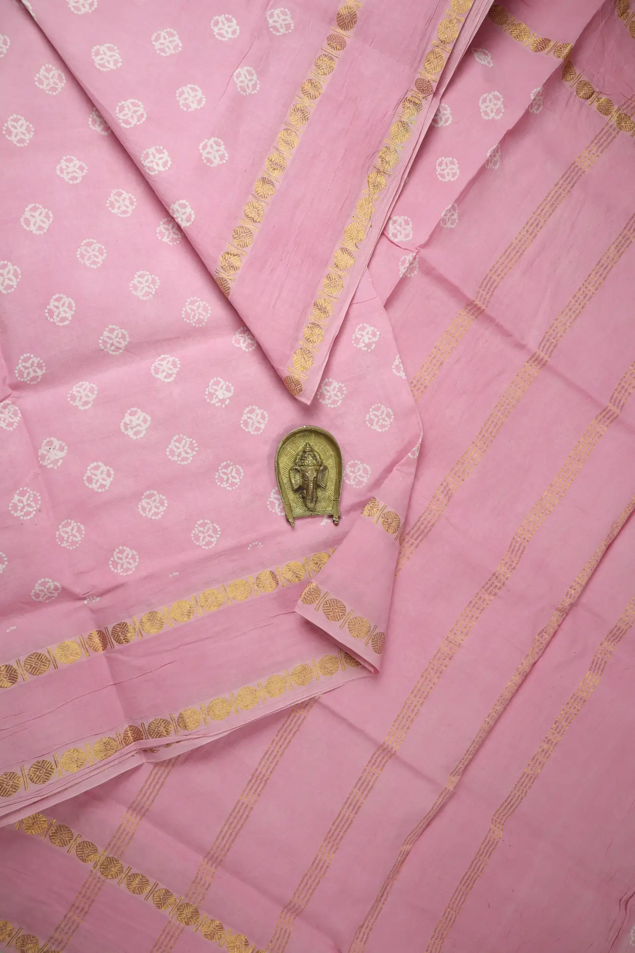 pink-dots-rettai-pettu-madurai-sungudi-saree-ss006557-a