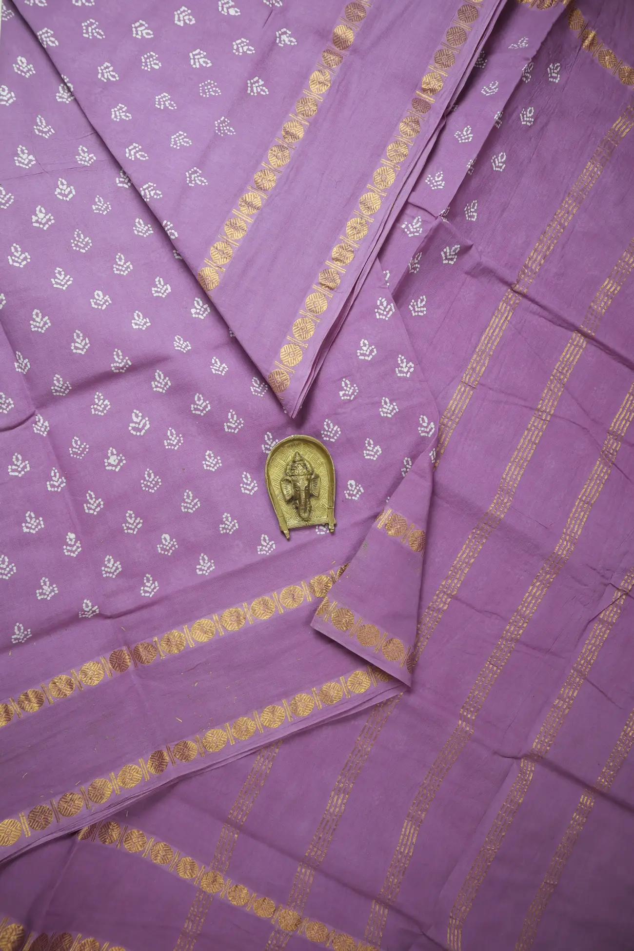 violet-dots-rettai-pettu-madurai-sungudi-saree-ss006565-a