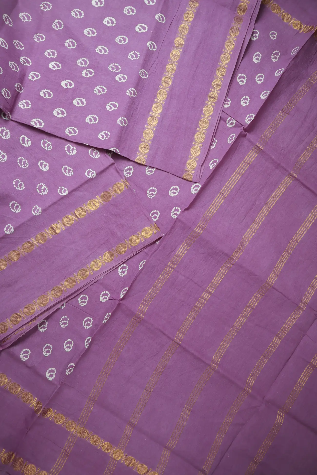 plum-dots-rettai-pettu-madurai-sungudi-saree-ss006563-b