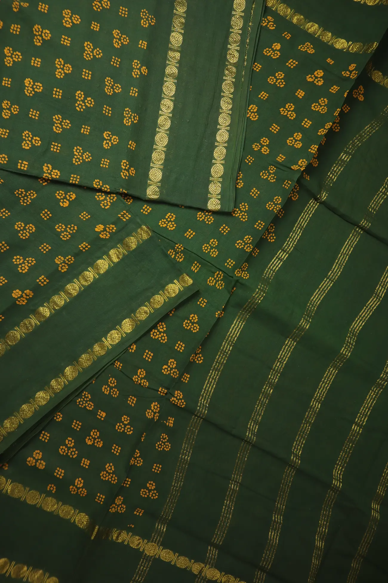 dark-green-rettai-pettu-ruthratcham-flower-sungudi-madisar-ny000920-b