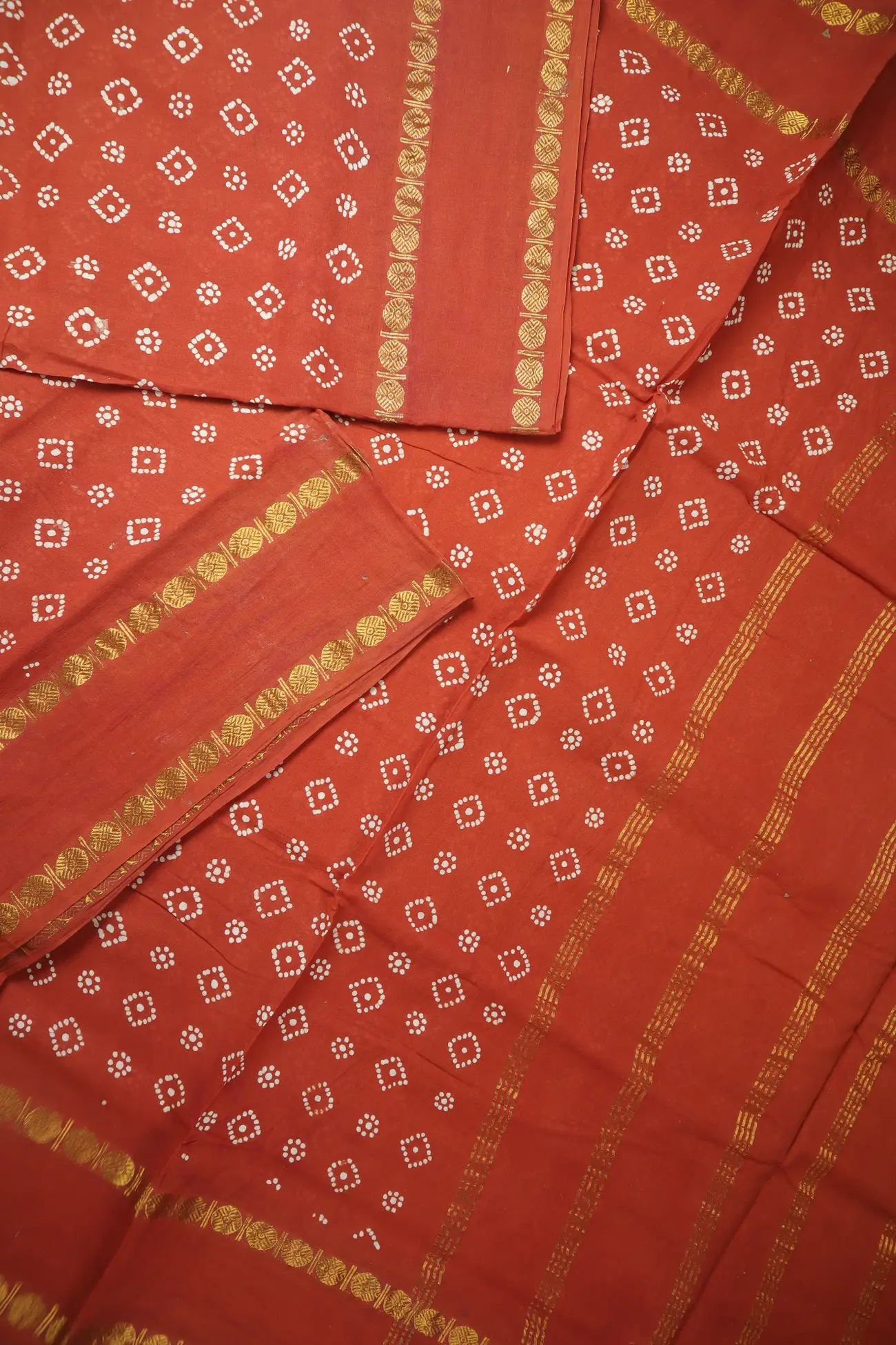 brick-flower-diamoned-rettai-pettu-ruthratcham-sungudi-madisar-ny000939-b