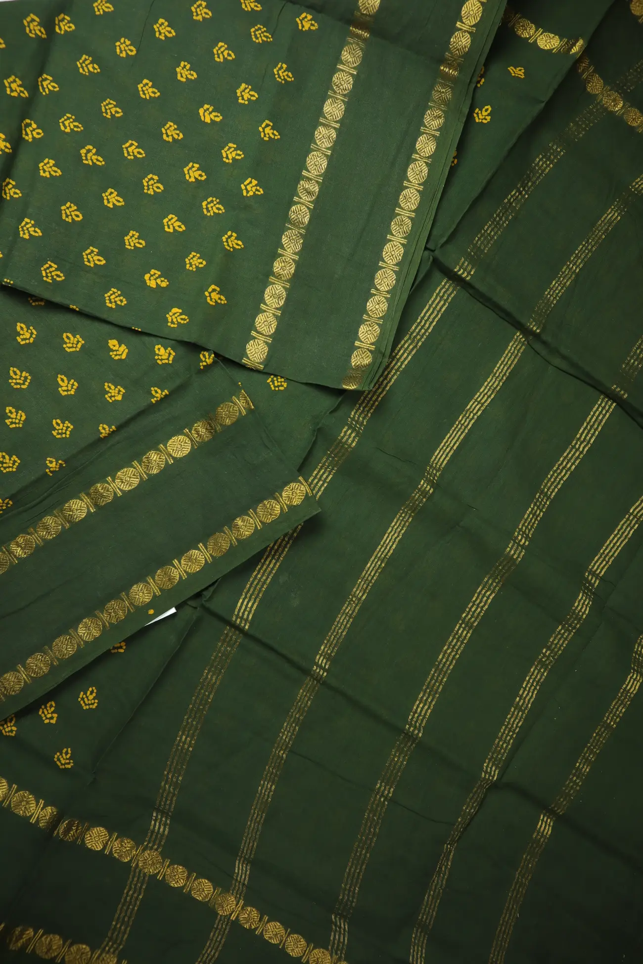 dark-green-dots-ruthratcham-rettai-pettu-madurai-sungudi-saree-ss006574-b