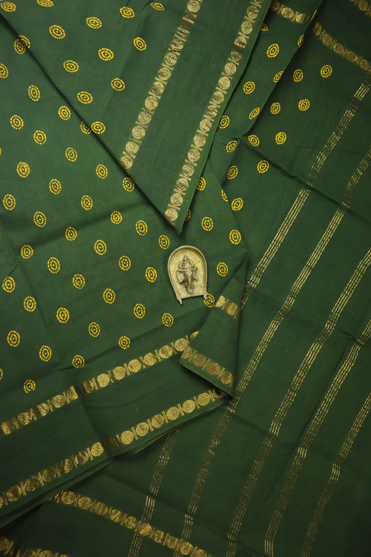 dark-green-dots-ruthratcham-rettai-pettu-madurai-sungudi-saree-ss006567-a