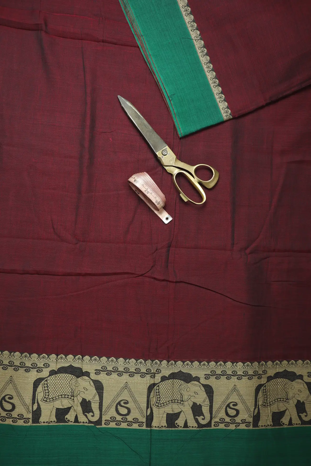 maroon-elephant-mango-narayanpet-fabric-soft-cotton-fabric-pf000602-b