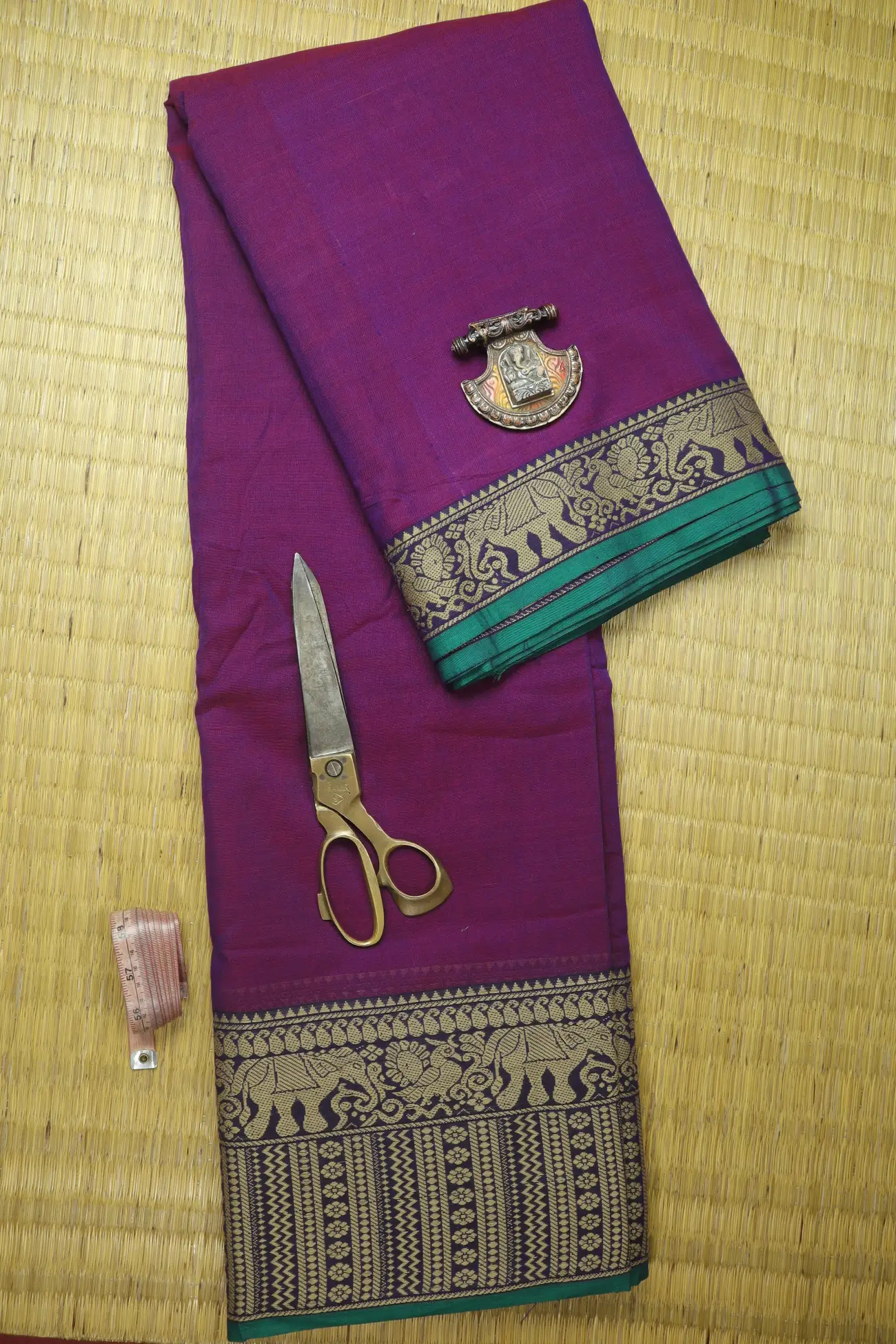 magenta-elephant-peacock-narayanpet-fabric-soft-cotton-fabric-pf000606-a