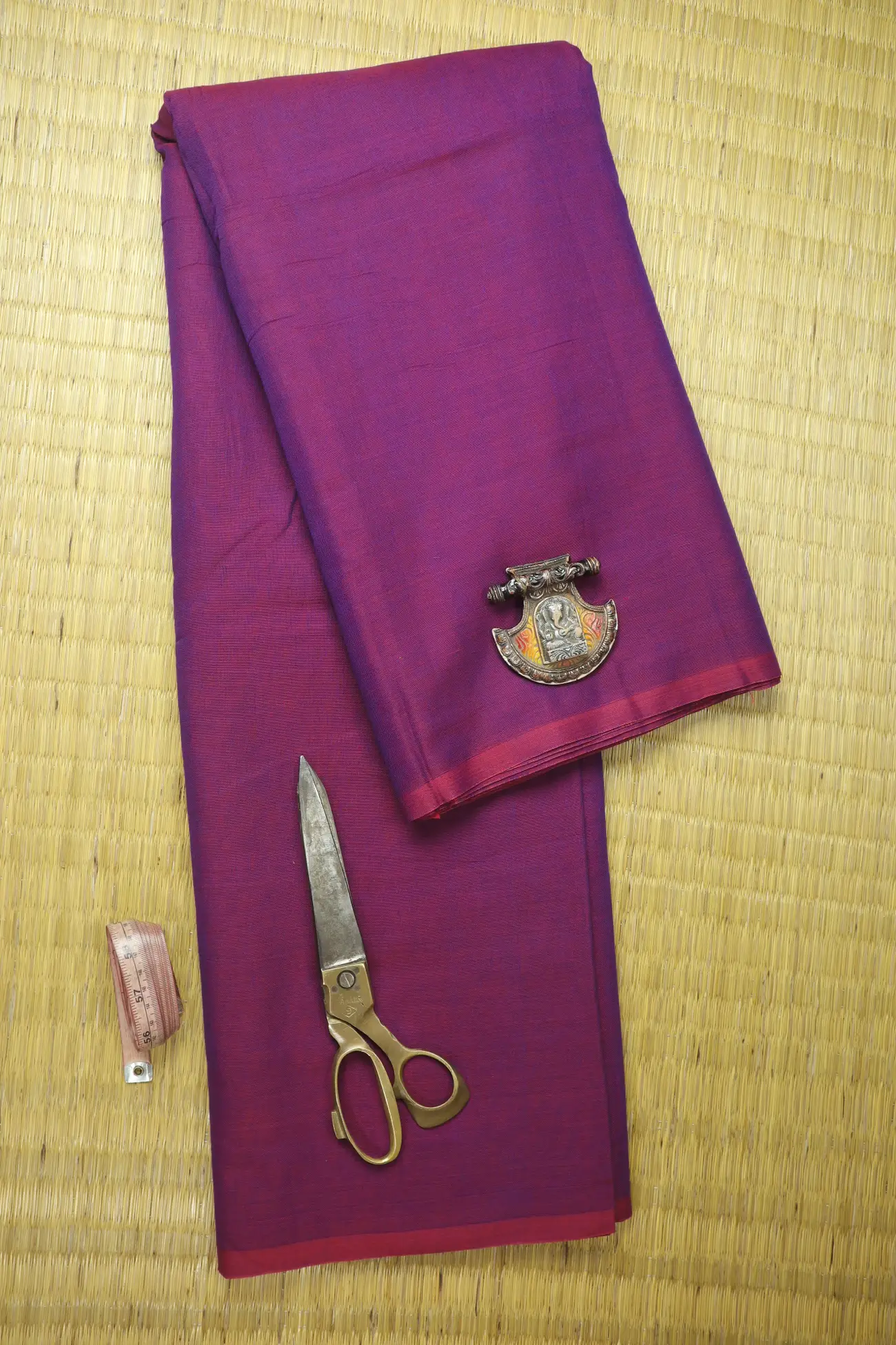 magenta-plain-narayanpet-fabric-soft-cotton-fabric-pf000582-a