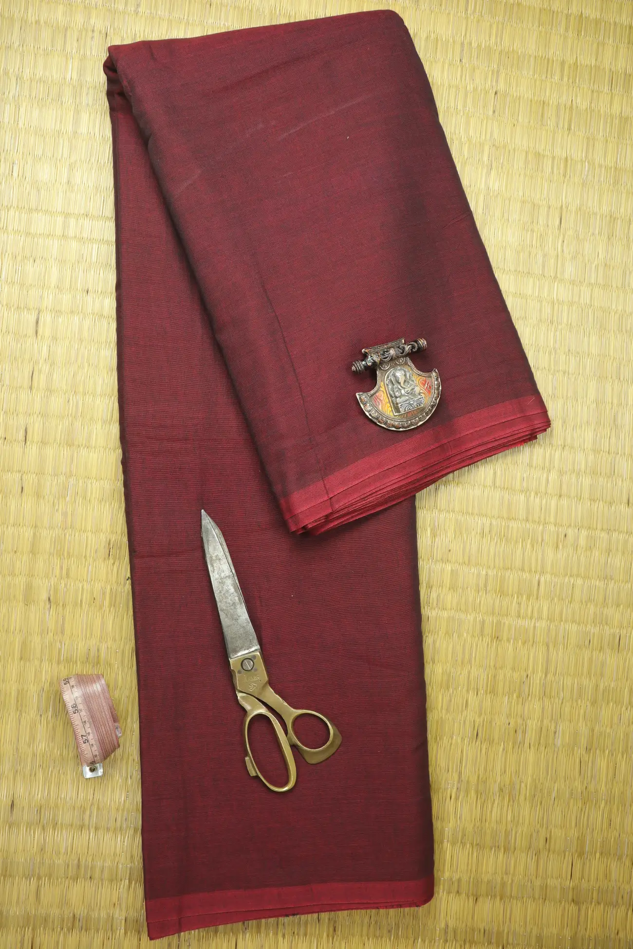 maroon-plain-narayanpet-fabric-soft-cotton-fabric-pf000585-a