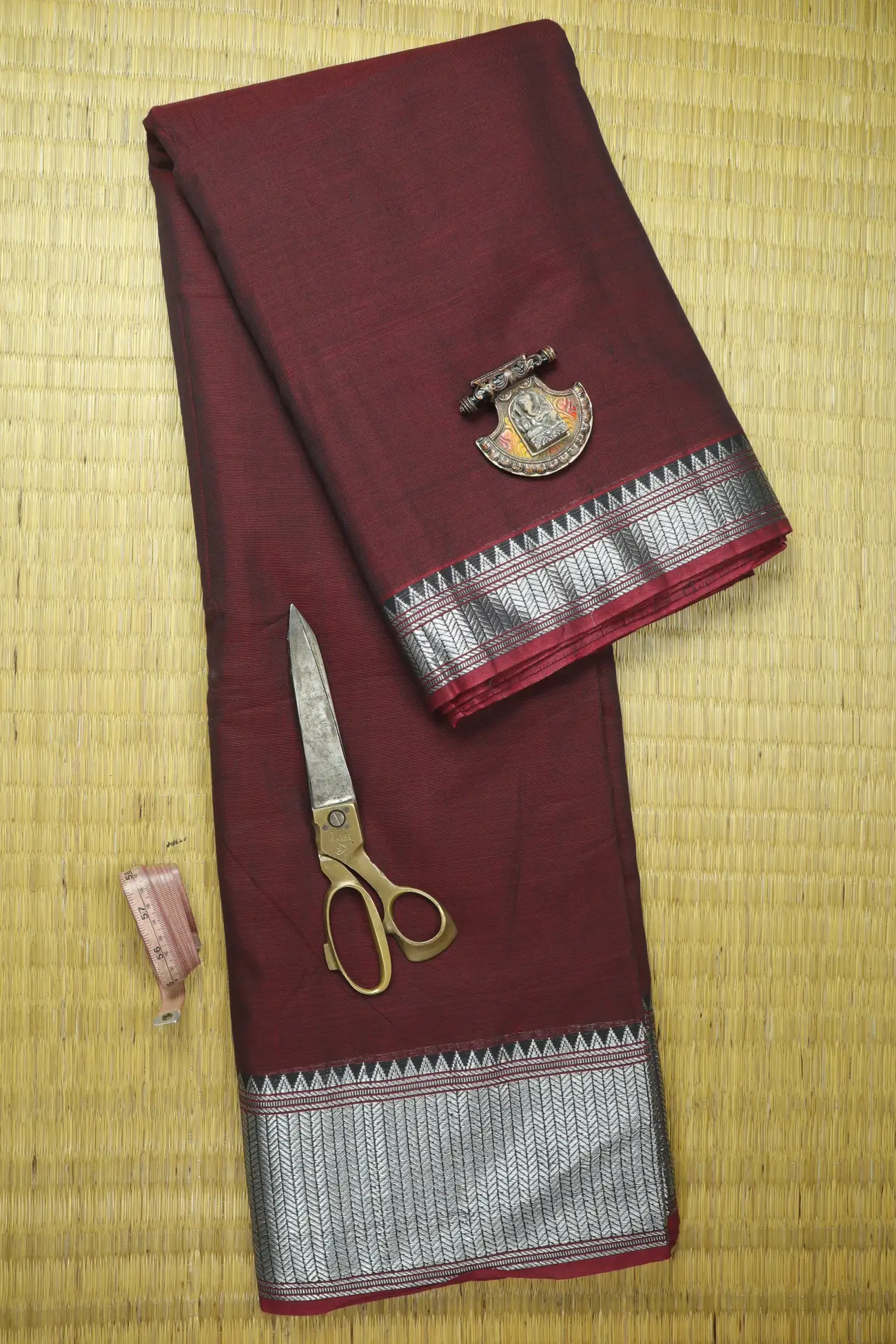 maroon-zigzag-temple-narayanpet-fabric-soft-cotton-fabric-pf000628-a
