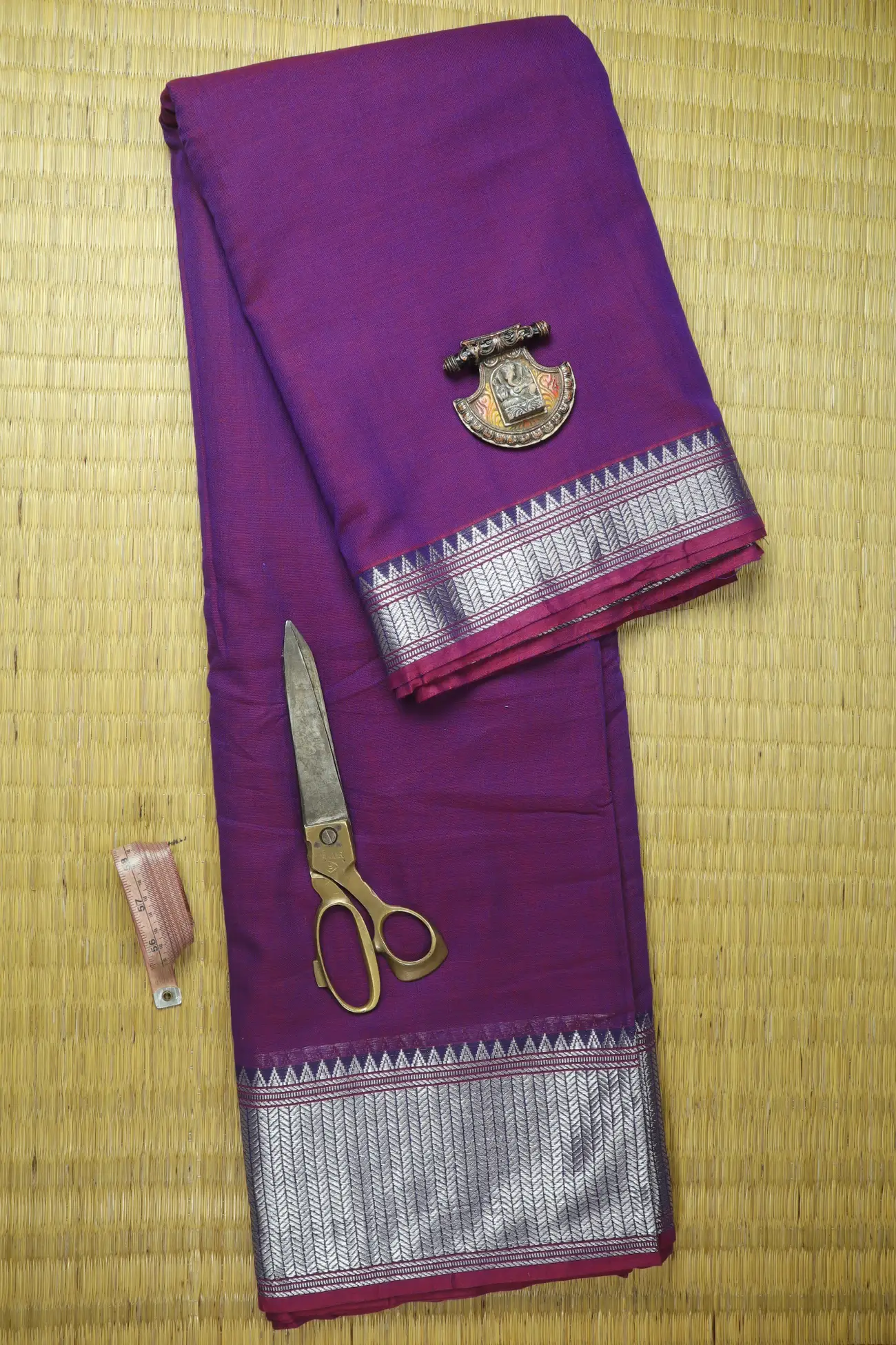 magenta-zigzag-temple-narayanpet-fabric-soft-cotton-fabric-pf000631-a