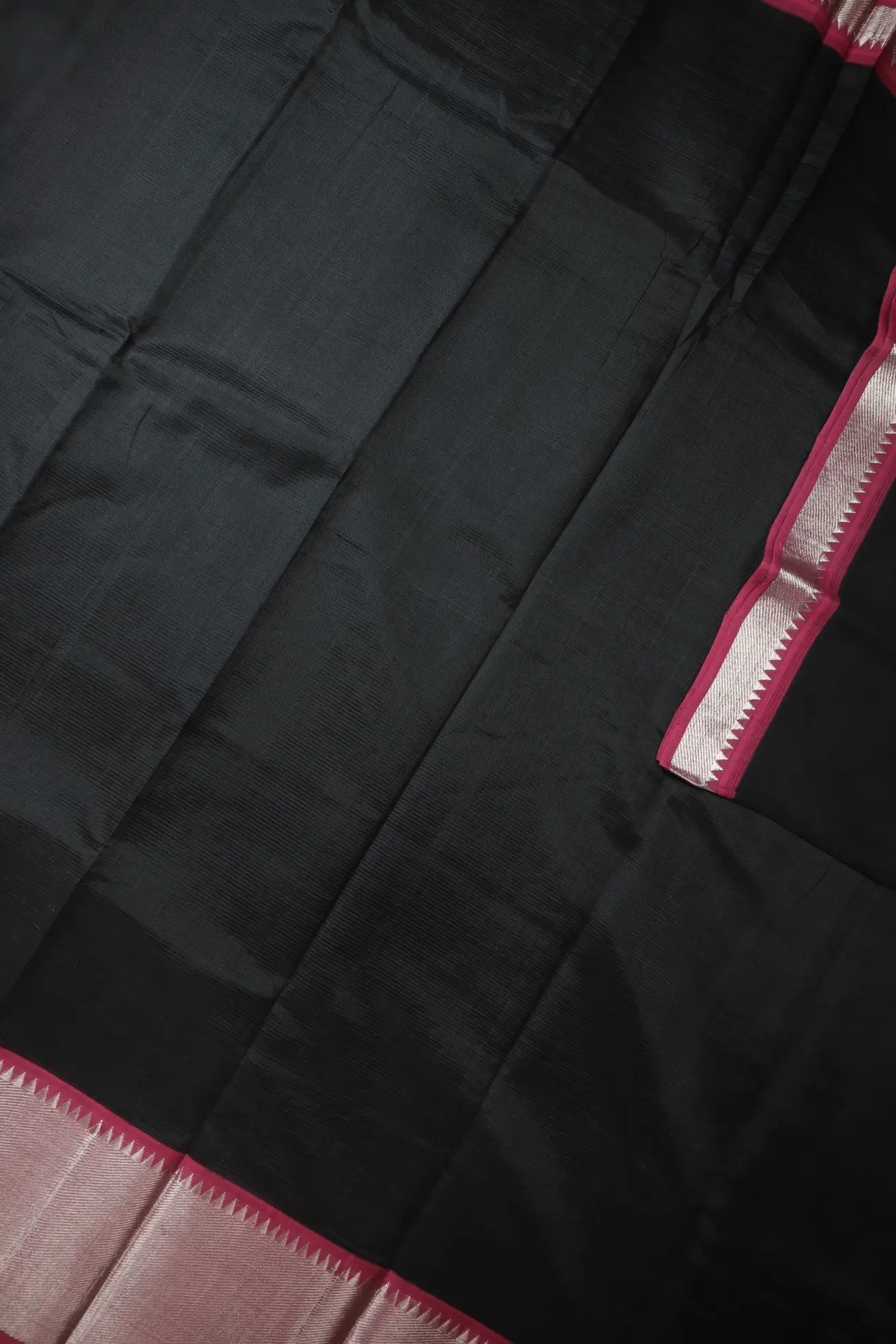 black-temple-mangalagiri-silk-cotton-sarees-mls000266-d