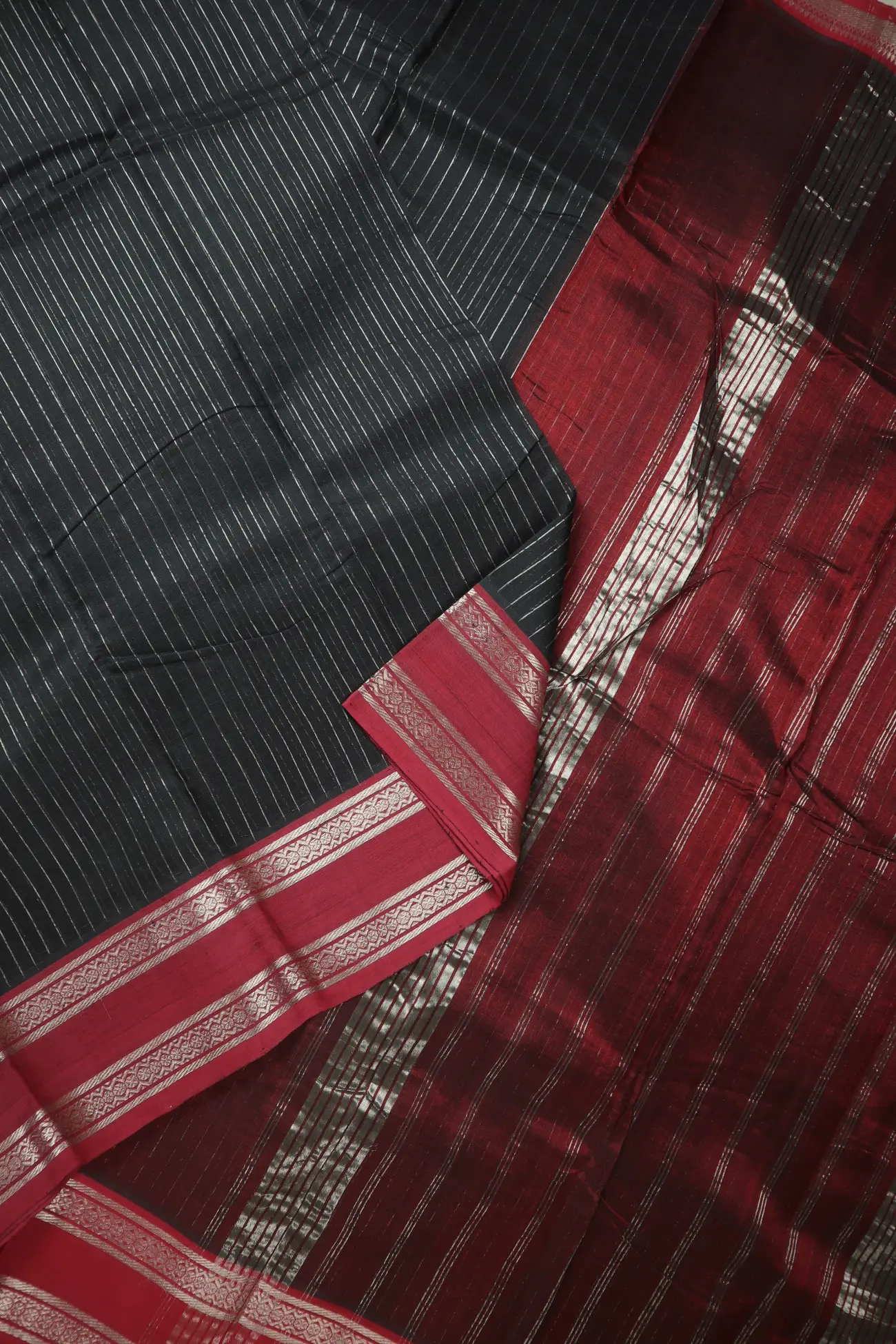 black-vertical-stripes-mangalagiri-sarees-ml001417-b