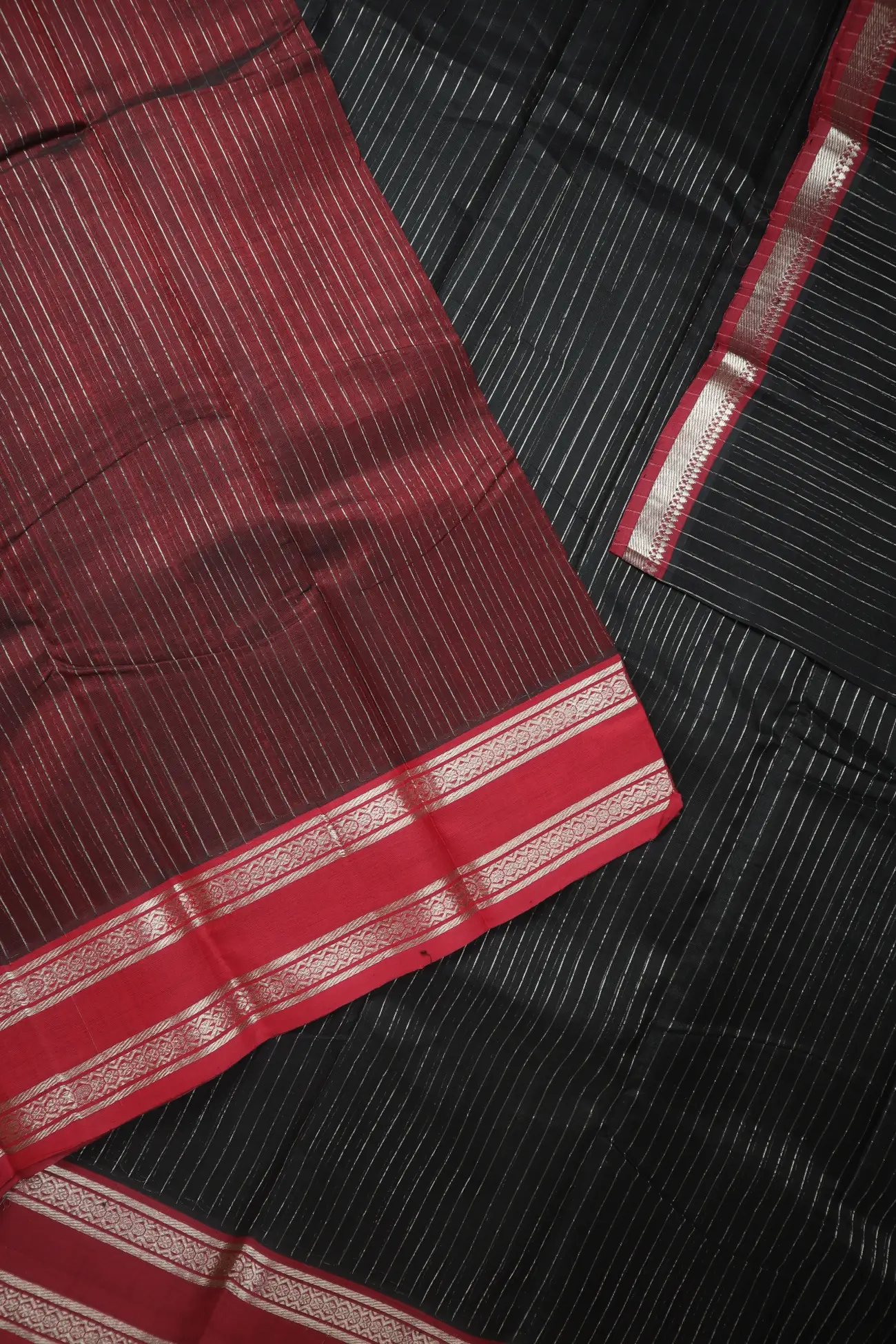 black-vertical-stripes-mangalagiri-sarees-ml001417-e