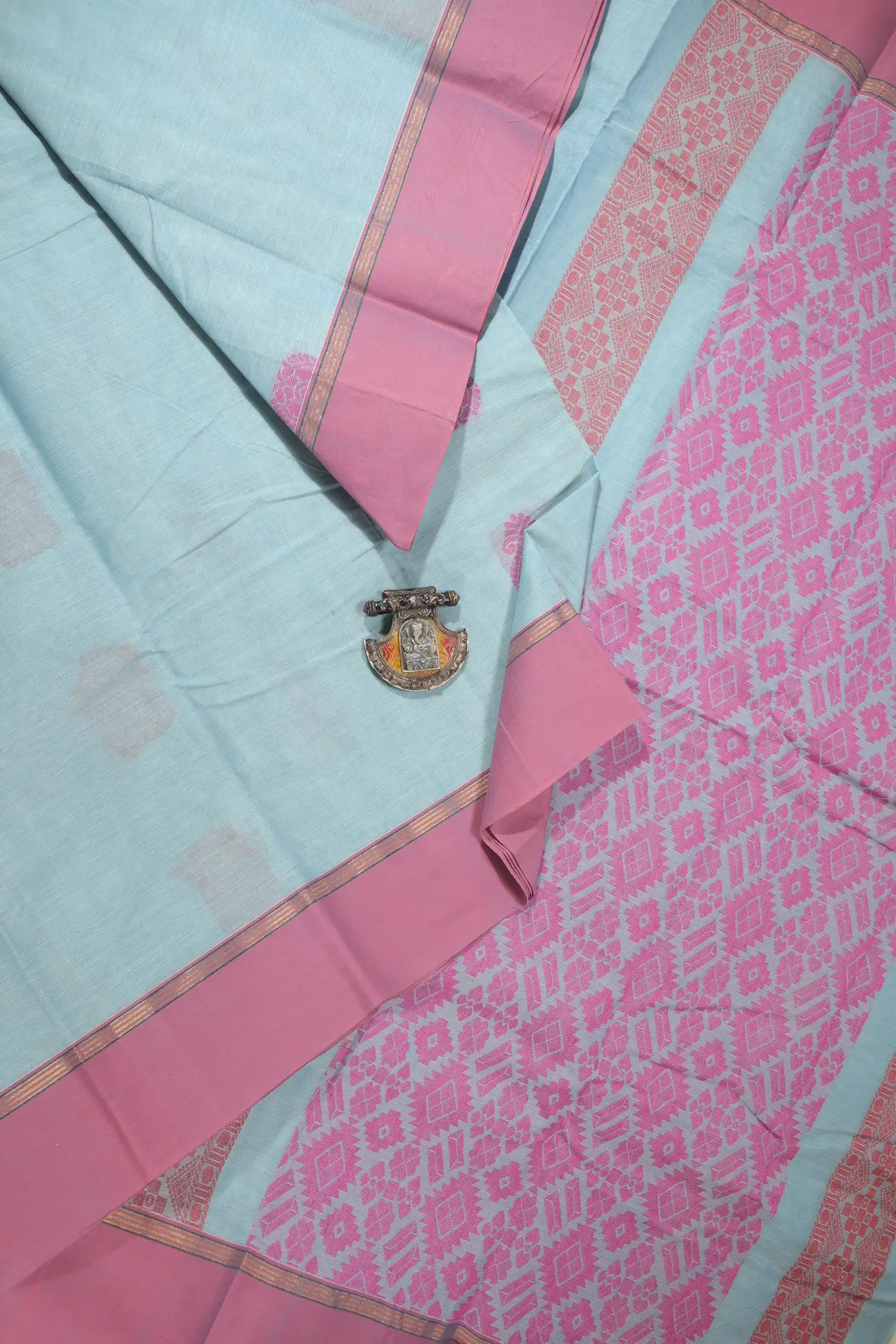 light-blue-flower-coimbatore-cotton-saree-cbe000304-a