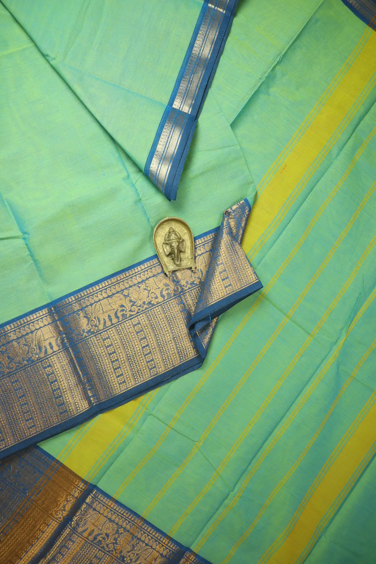 light-green-elephant-peacock-grand-chettinad-saree-gc002890-a