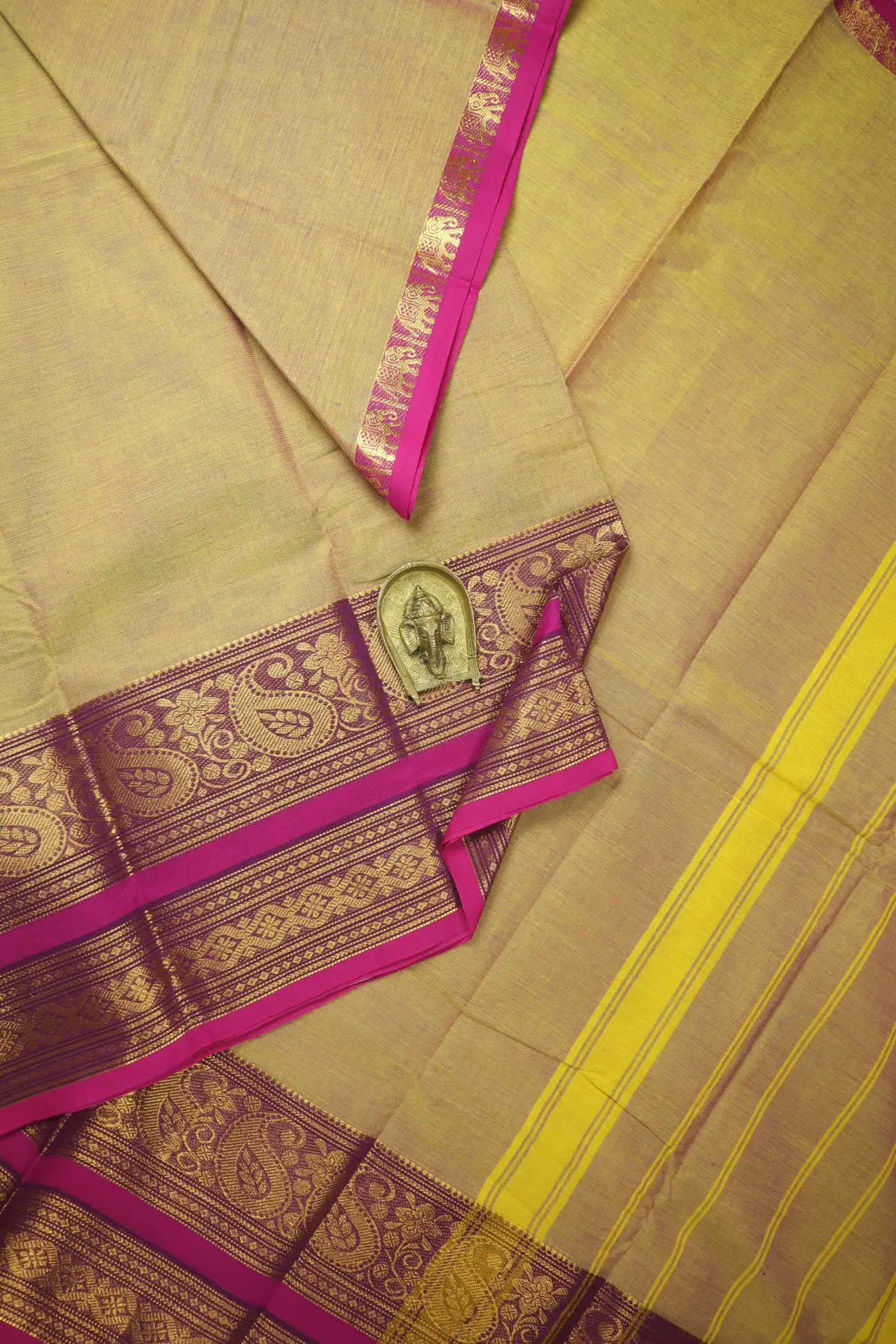 olive-flower-mango-grand-chettinad-saree-gc002882-a