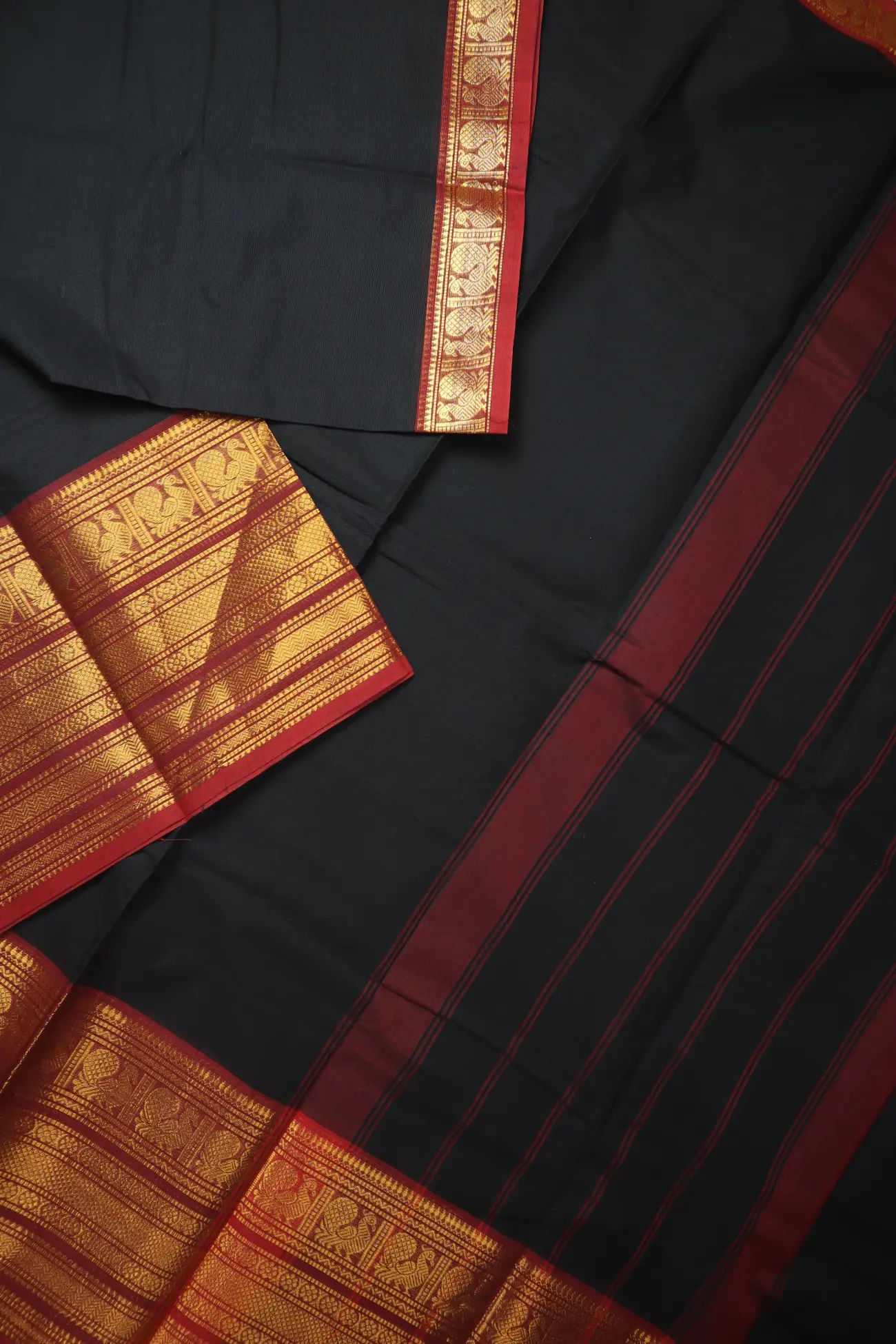 black-peacock-ruthratcham-grand-chettinad-saree-gc002873-b