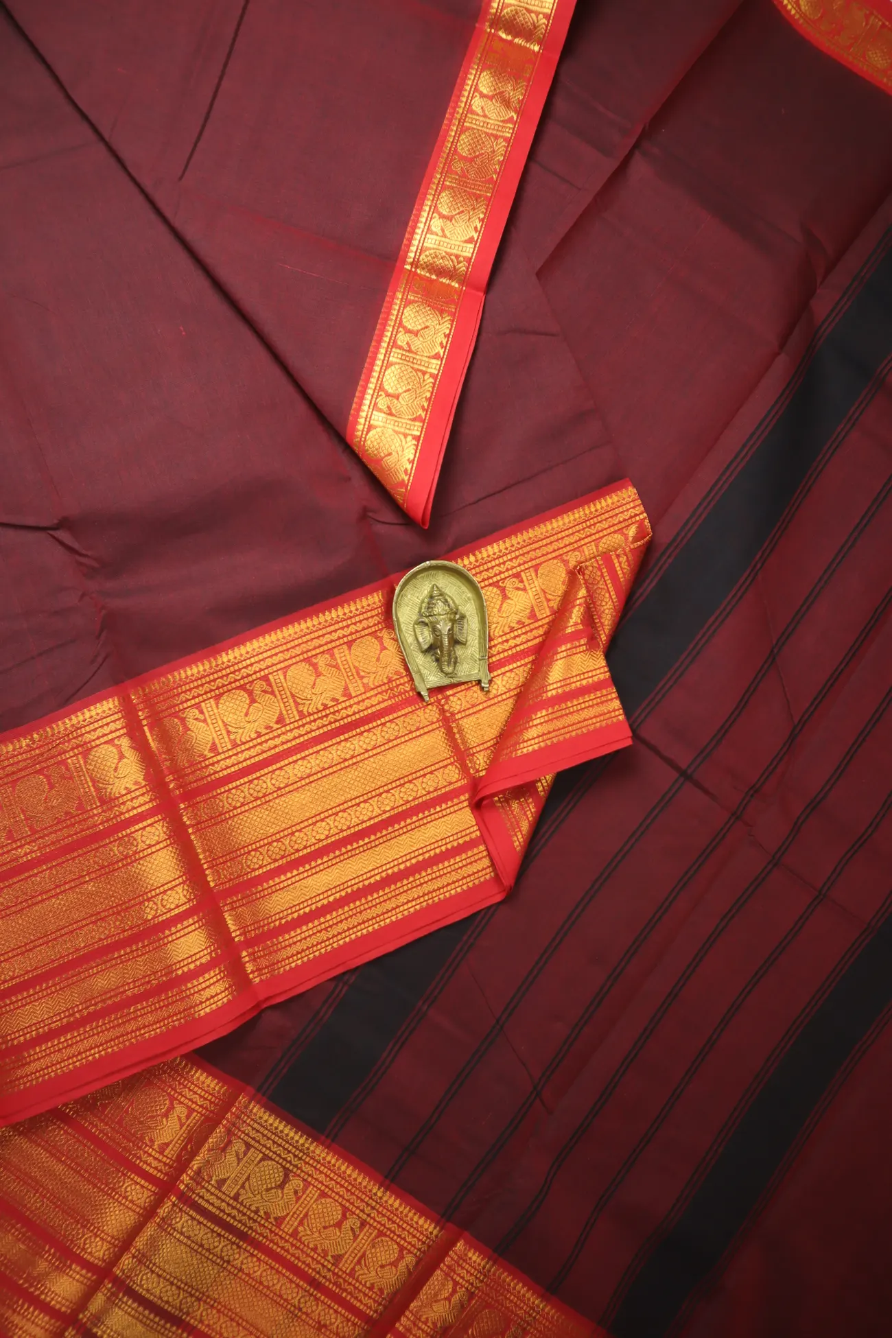 brown-peacock-grand-chettinad-saree-gc002899-a