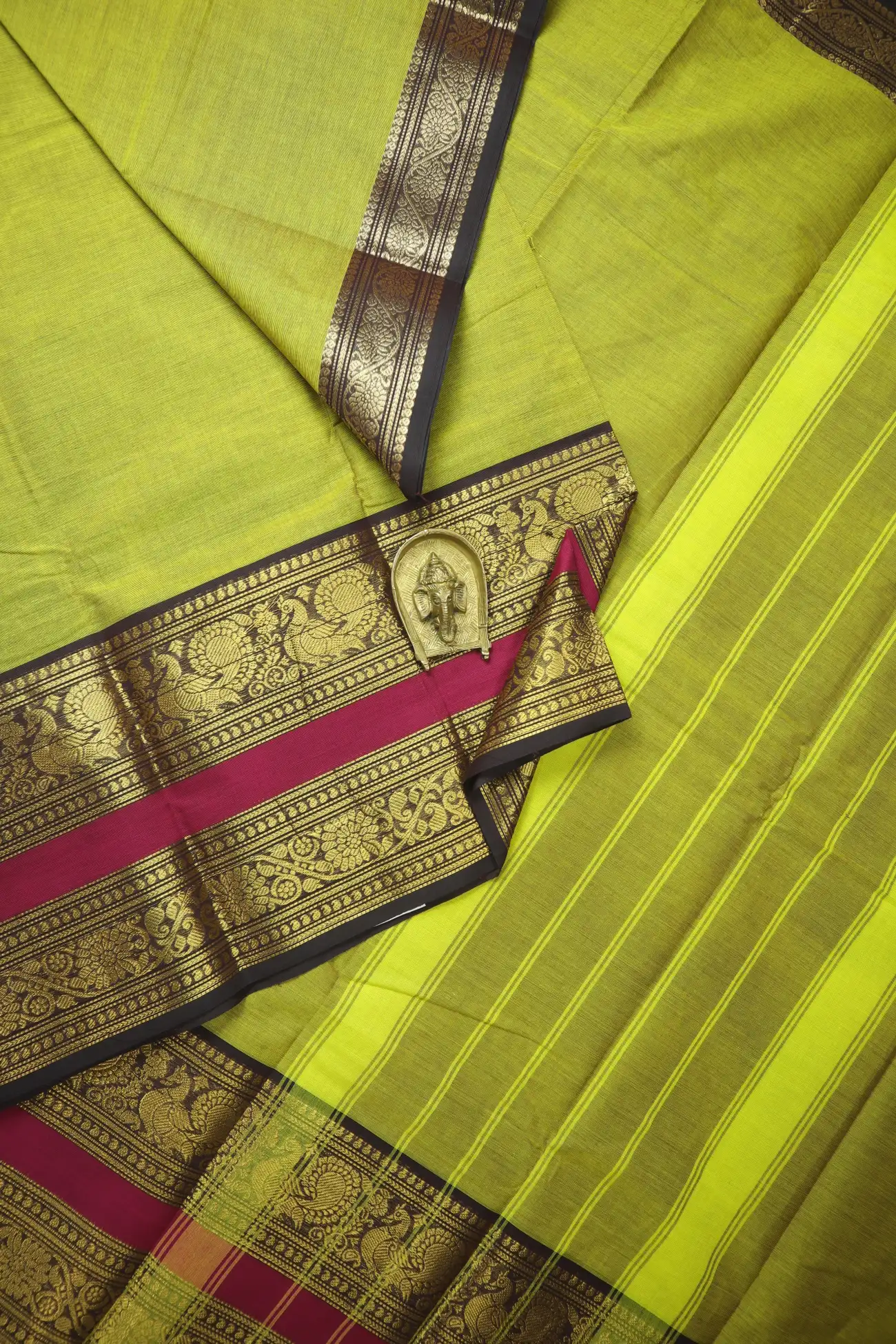 green-flower-peacock-grand-chettinad-saree-gc002876-a