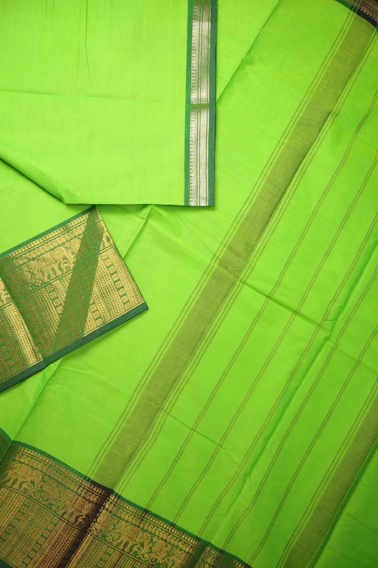 lawn-green-elephant-peacock-grand-chettinad-saree-gc002898-b