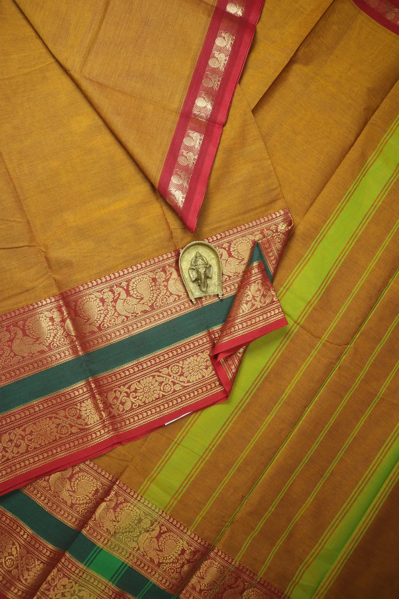 peru-peacock-flower-grand-chettinad-saree-gc002879-a