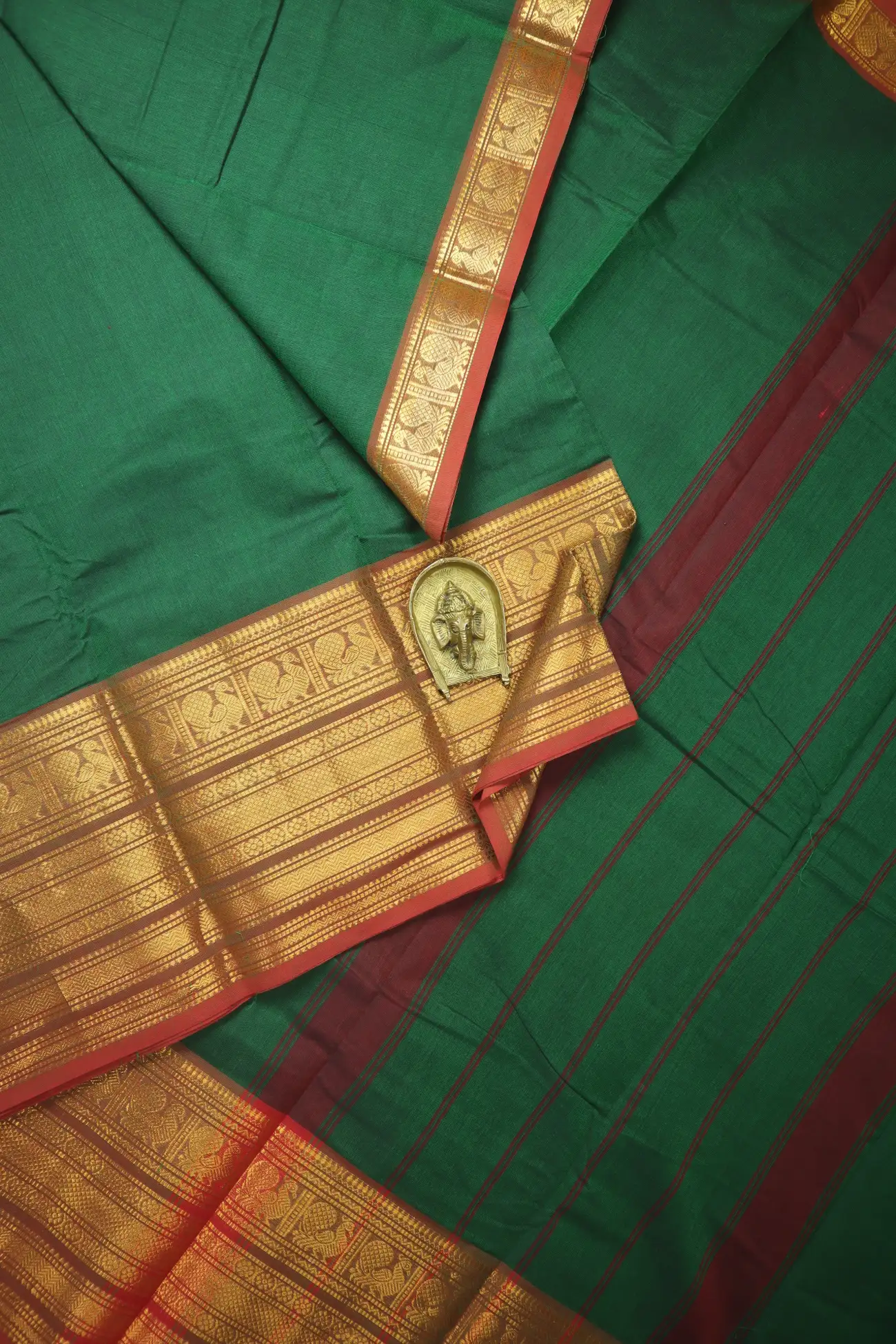 dark-green-peacock-grand-chettinad-saree-gc002874-a