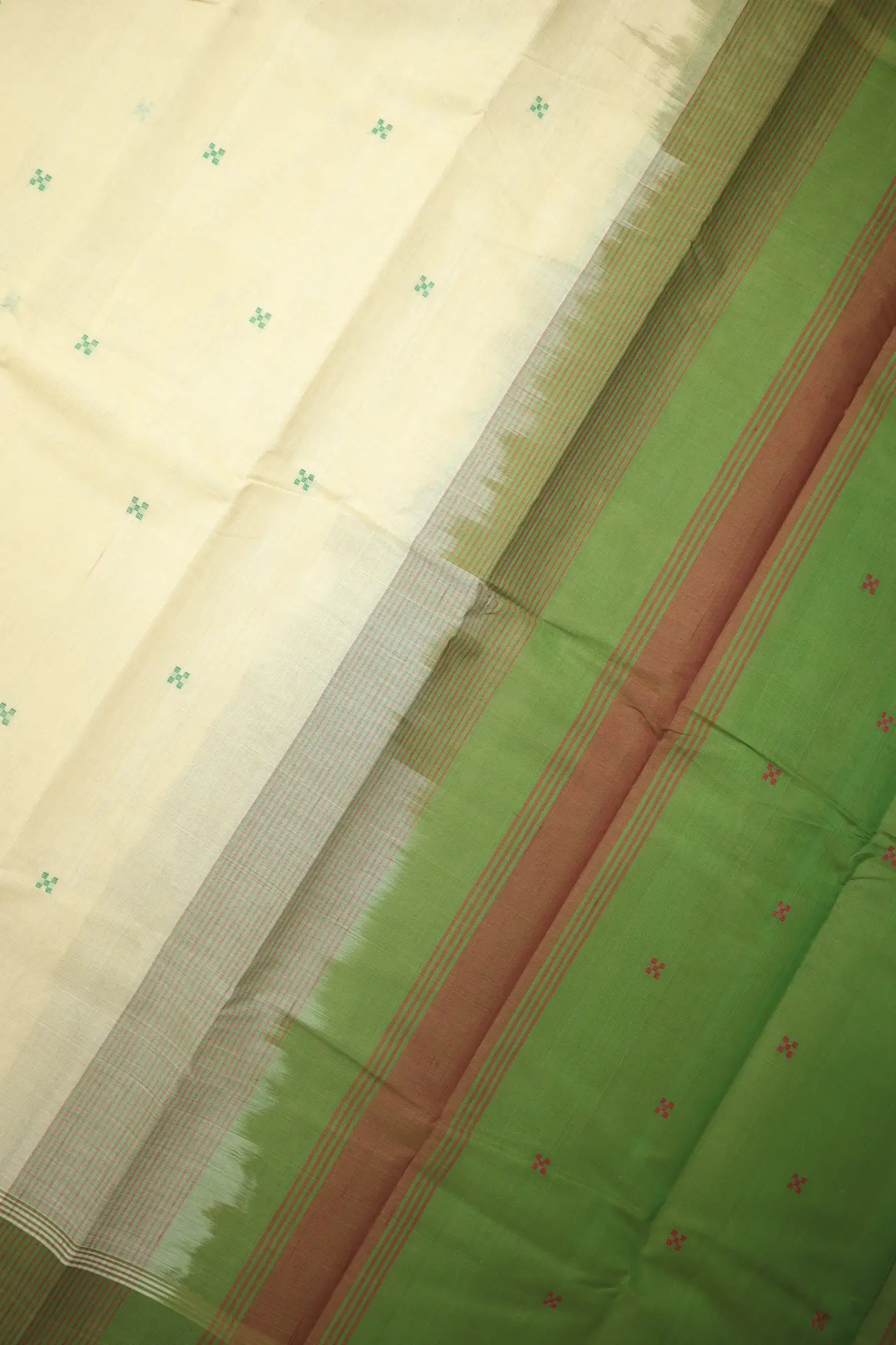 wheat-buttas-coimbatore-cotton-saree-cbe000589-c