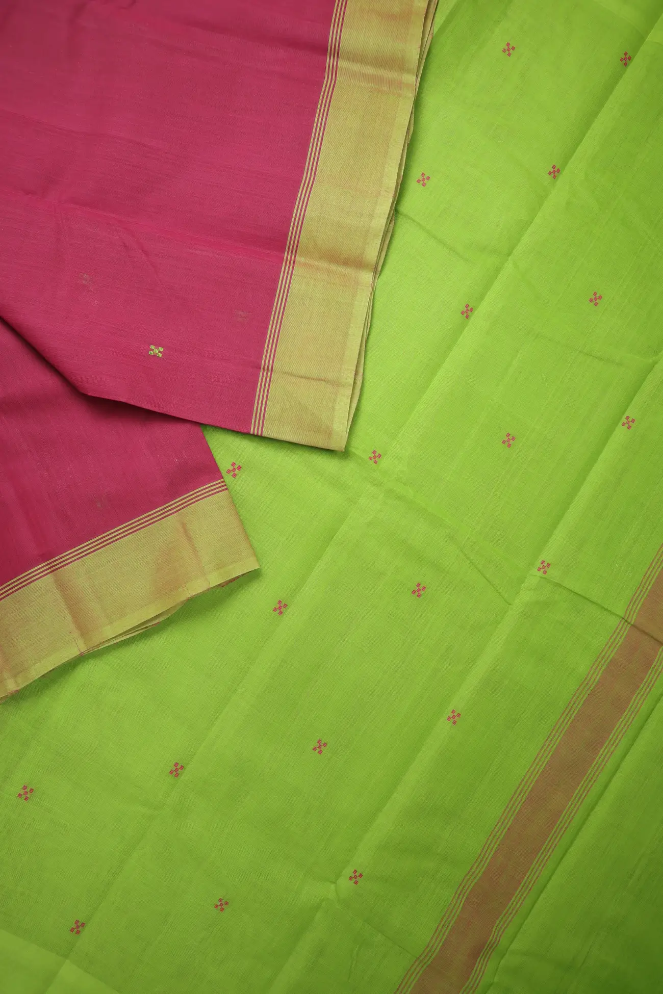 dark-maroon-buttas-coimbatore-cotton-saree-cbe000590-b