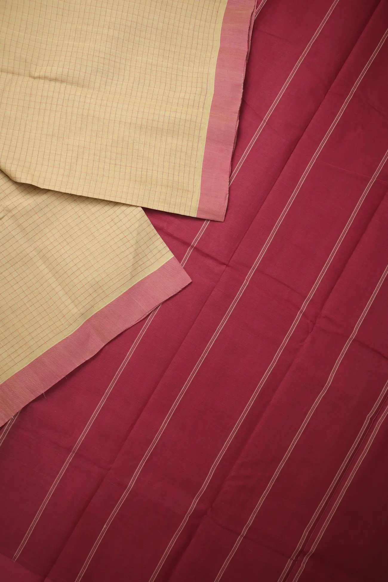 navajo-white-plain-coimbatore-cotton-saree-cbe000579-b