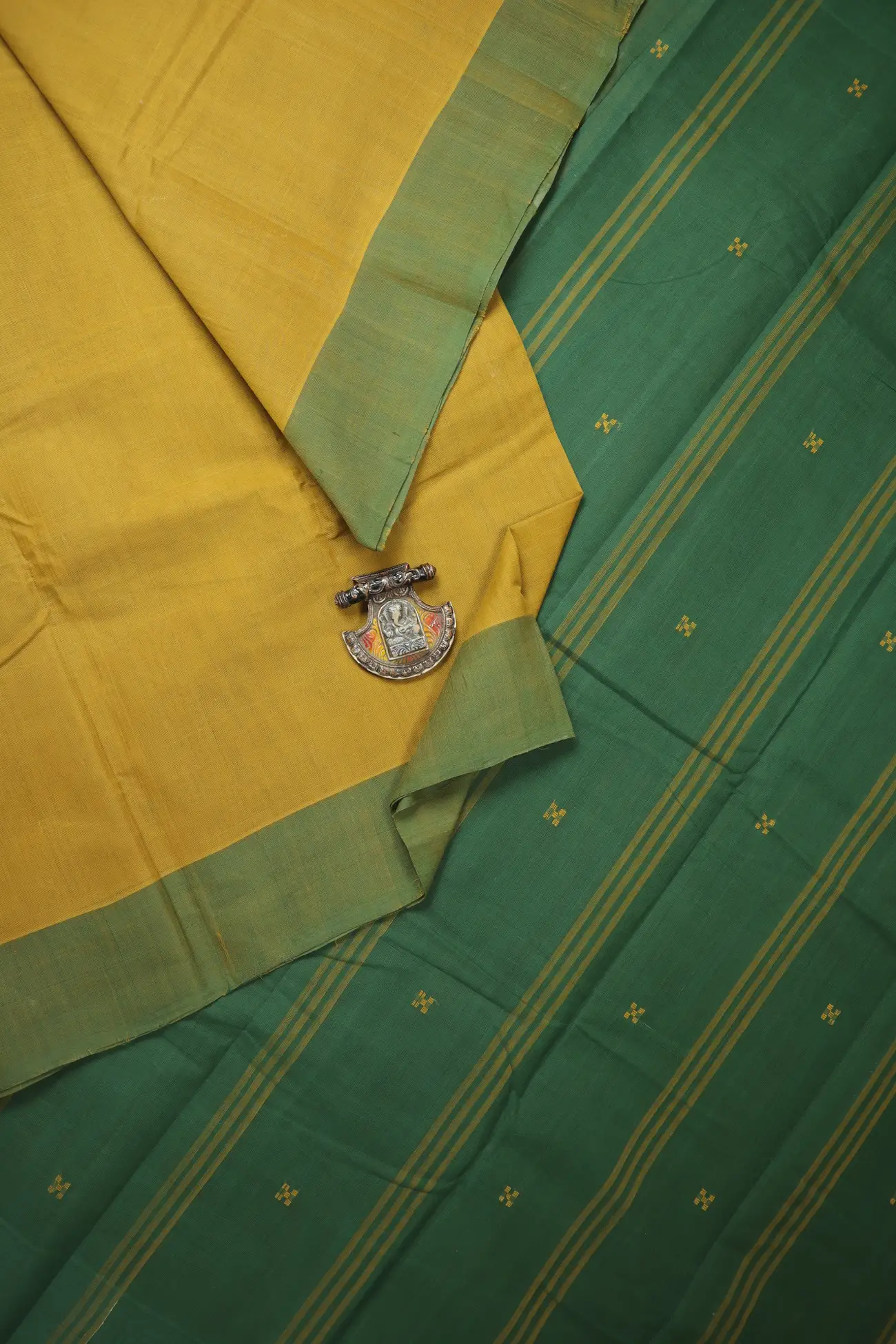 brown-buttas-coimbatore-cotton-saree-cbe000586-a