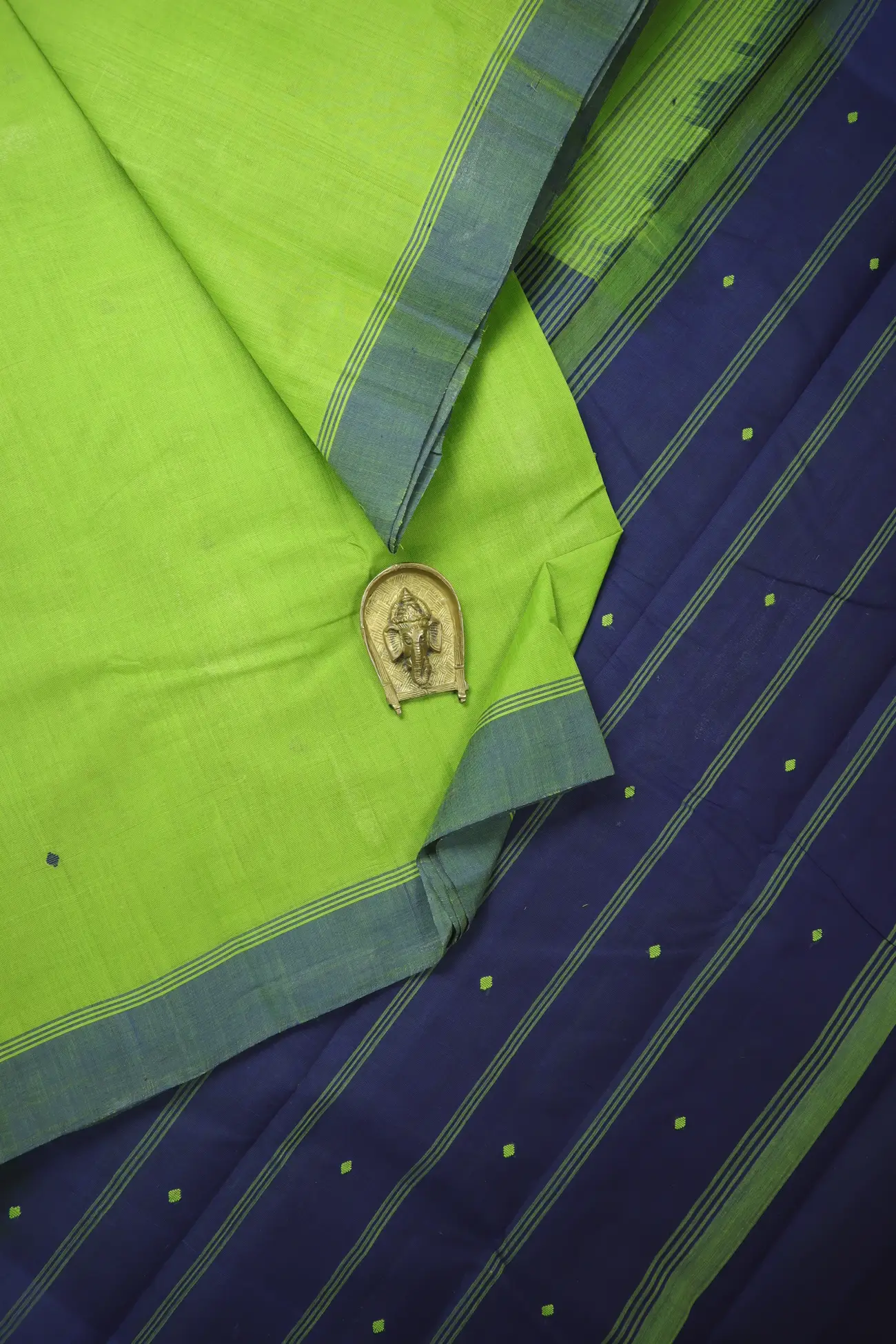green-plain-coimbatore-cotton-saree-cbe000593-a
