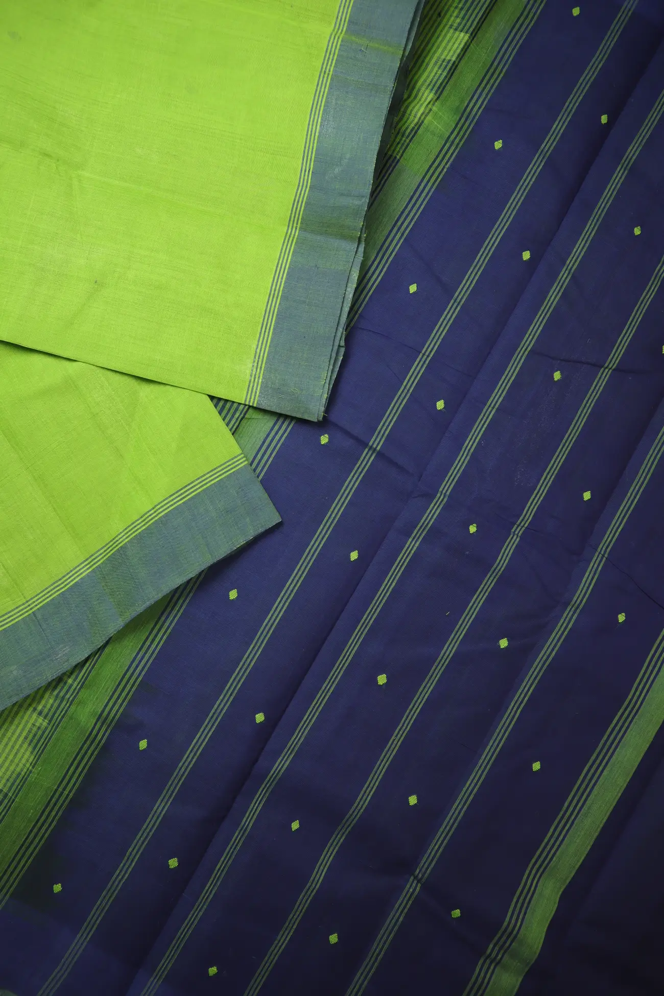 green-plain-coimbatore-cotton-saree-cbe000593-b