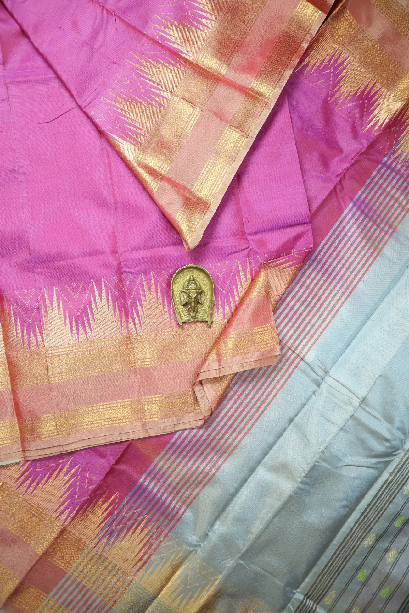 magenta-thalampoo-reku-kolam-banana-pith-silk-saree-bps000665-a