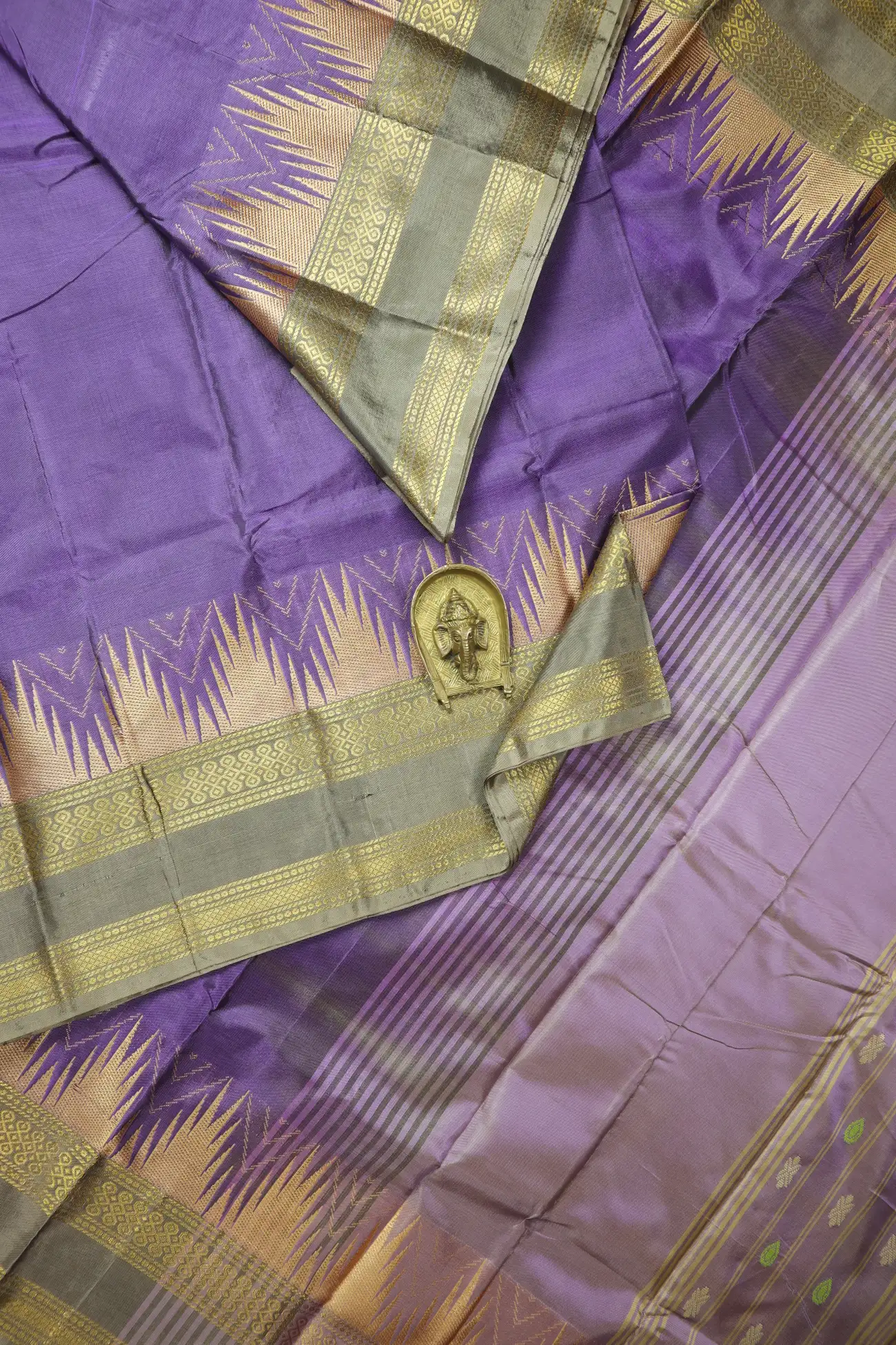 purple-thalampoo-reku-kolam-banana-pith-silk-saree-bps000666-a