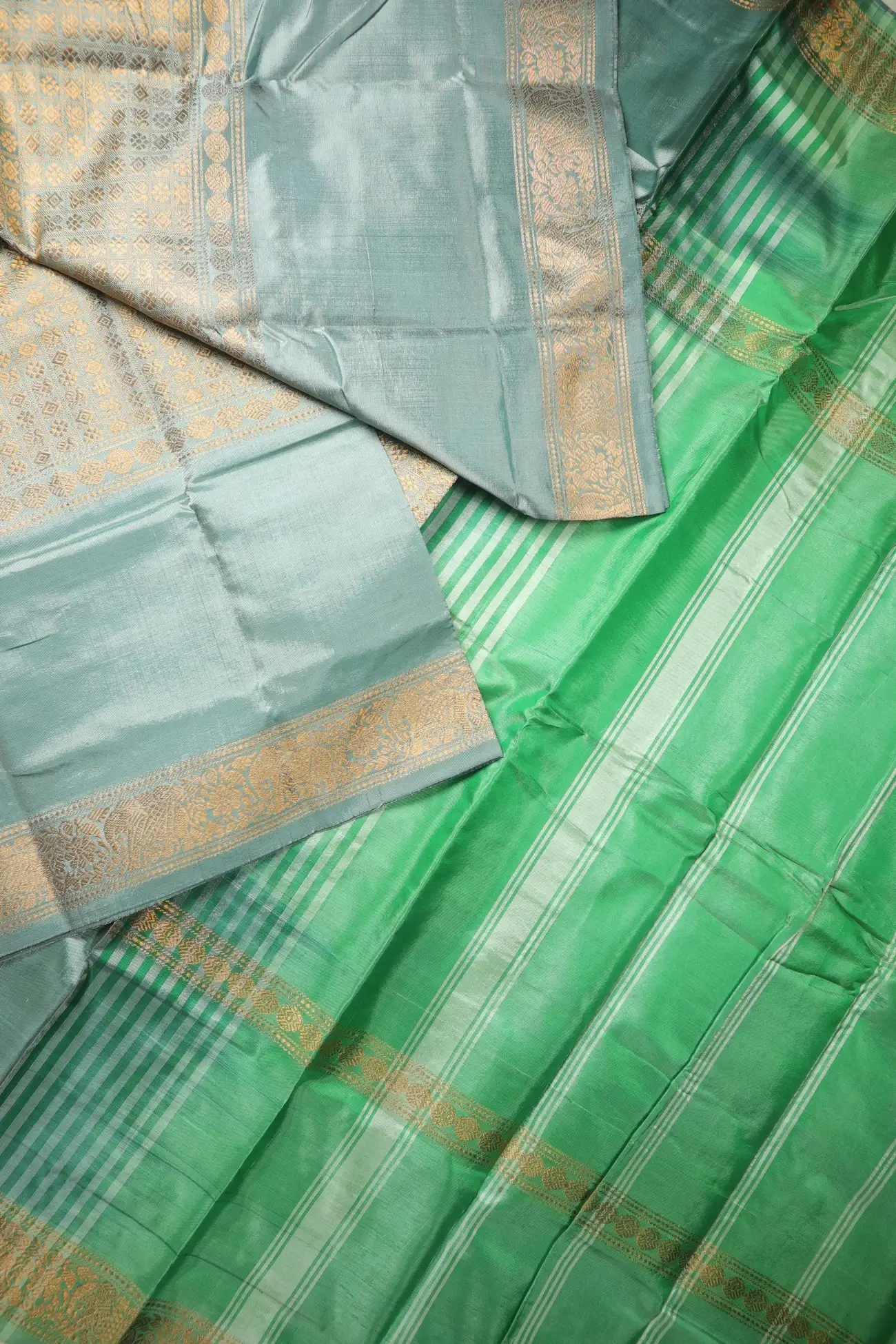 pale-turquoise-twenty-thousand-butta-banana-pith-silk-saree-bps000684-b