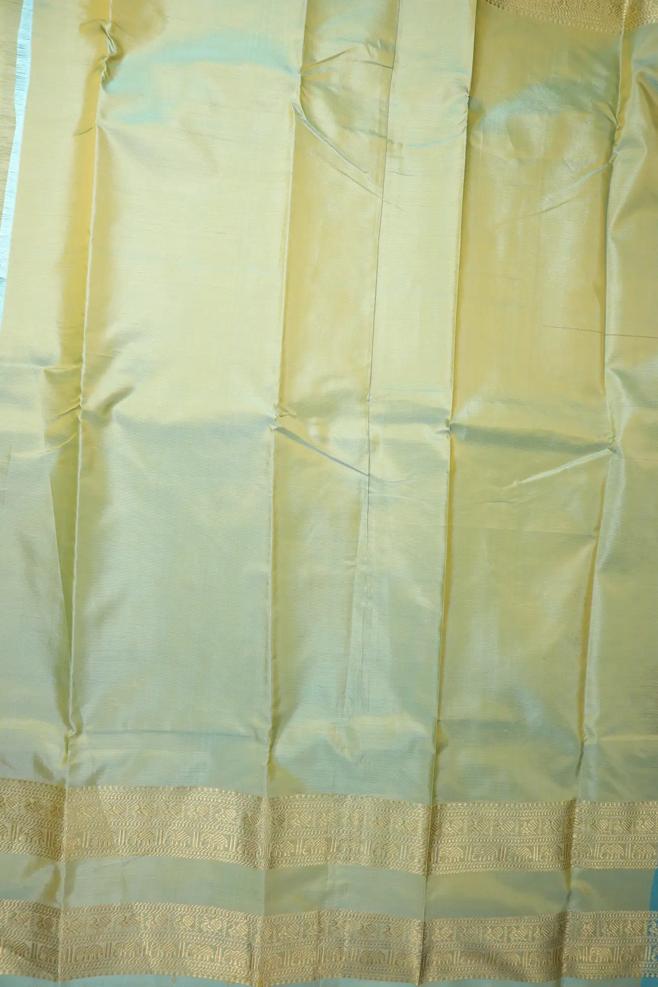 teal-peacock-elephant-banana-pith-silk-saree-bps000654-d