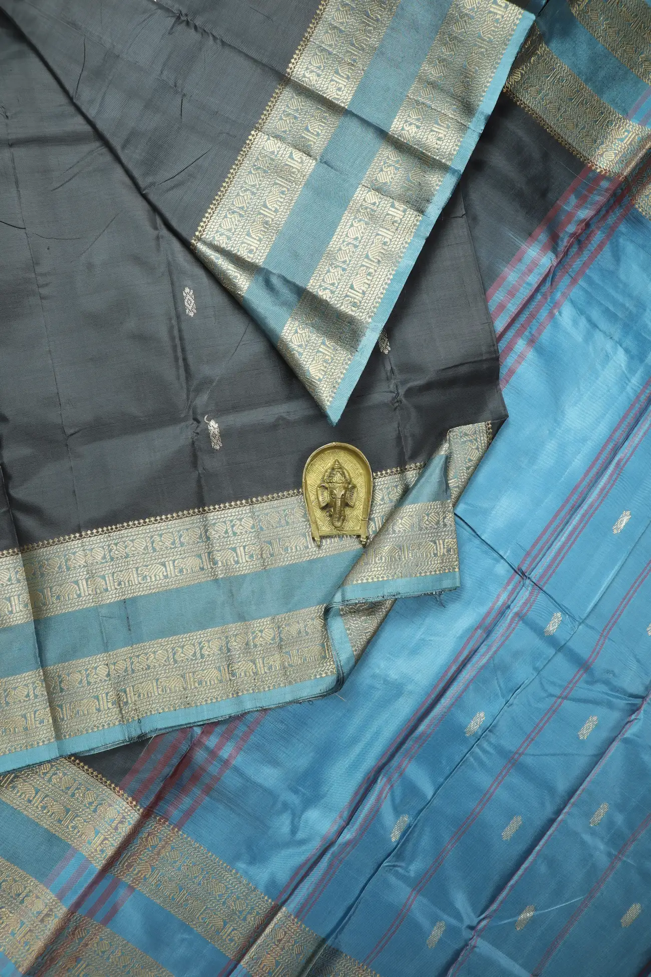 dark-gray-elephant-peacock-rettai-pettu-banana-pith-silk-saree-bps000704-a