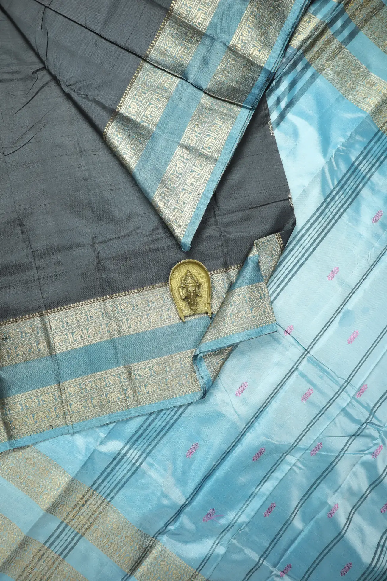 dark-gray-elephant-peacock-rettai-pettu-banana-pith-silk-saree-bps000705-a