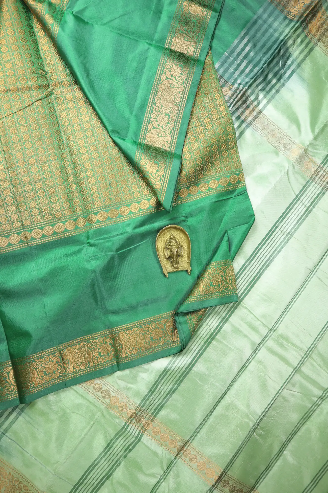 dark-green-twenty-thousand-butta-elephant-ruthratcham-banana-pith-silk-saree-bps000685-a