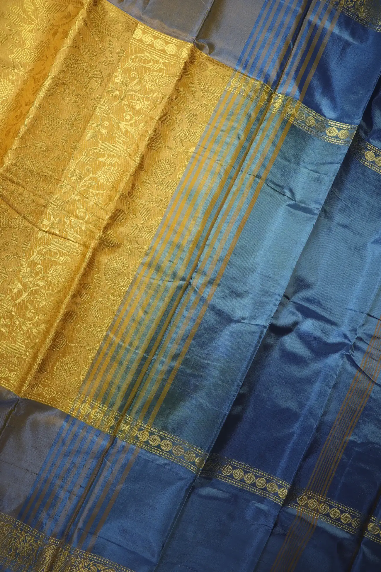 gold-vanasingaram-banana-pith-silk-saree-bps000676-c